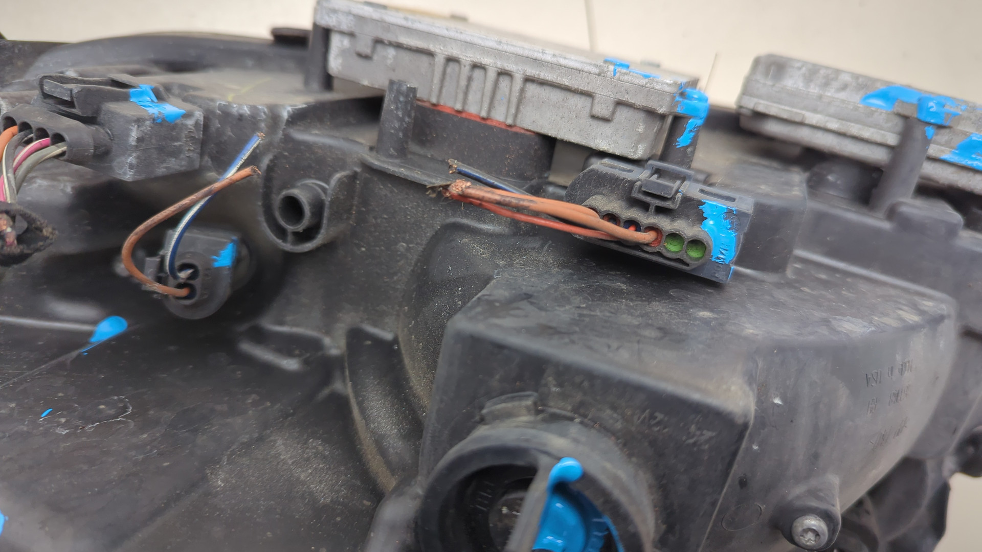 Фара правая