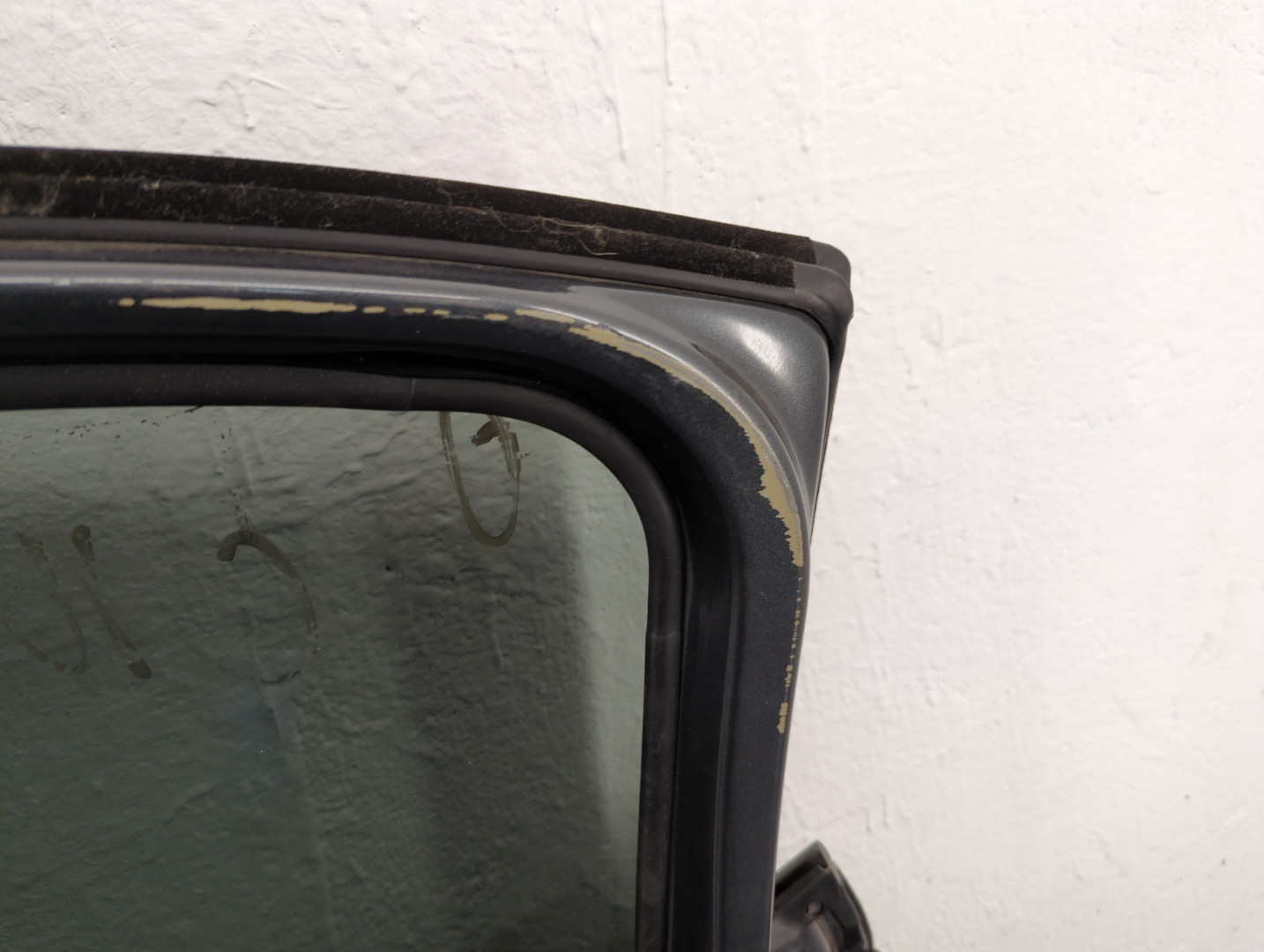 Дверь задняя правая