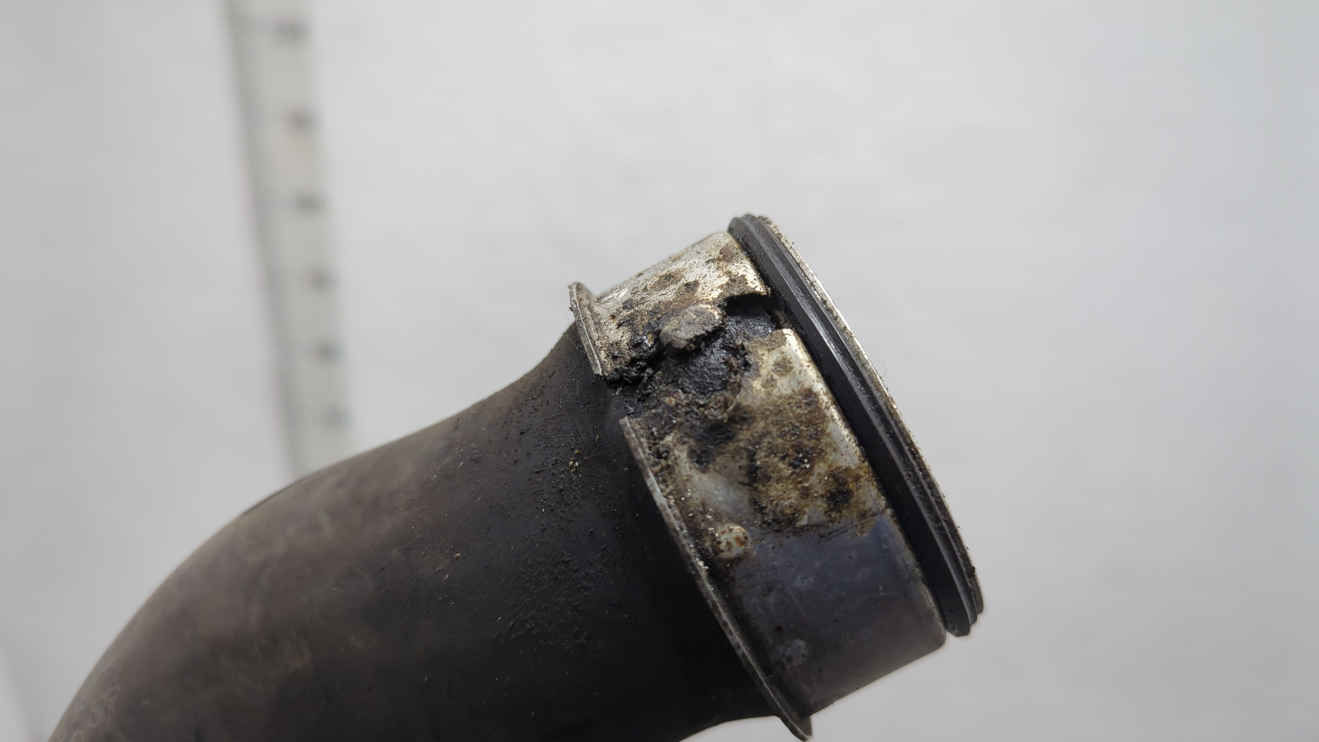 Патрубок интеркулера