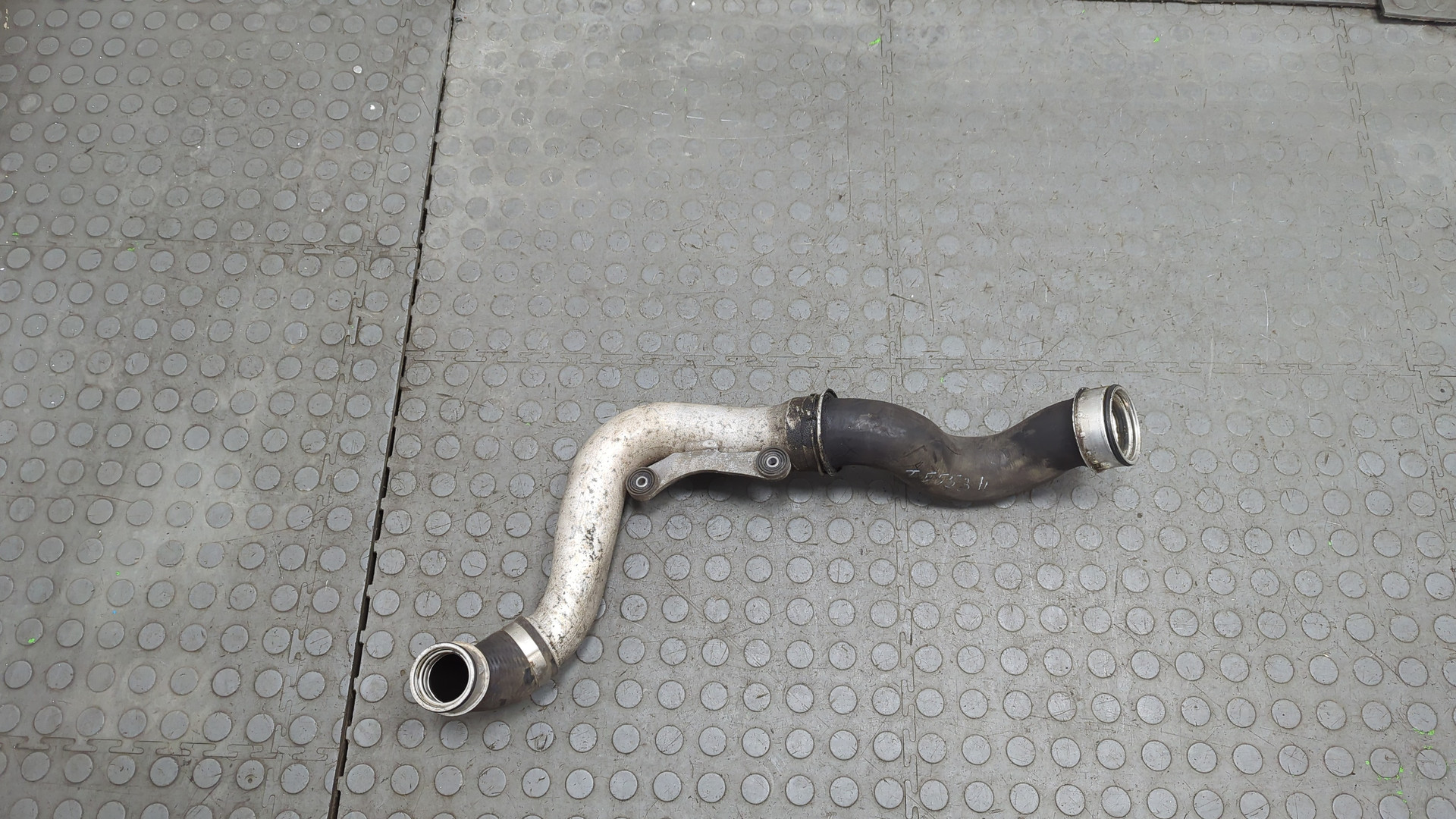 Патрубок интеркулера