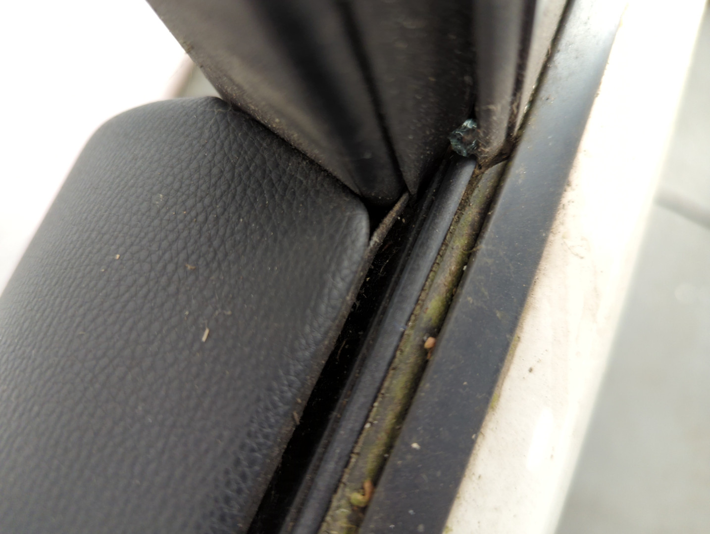 Дверь задняя правая