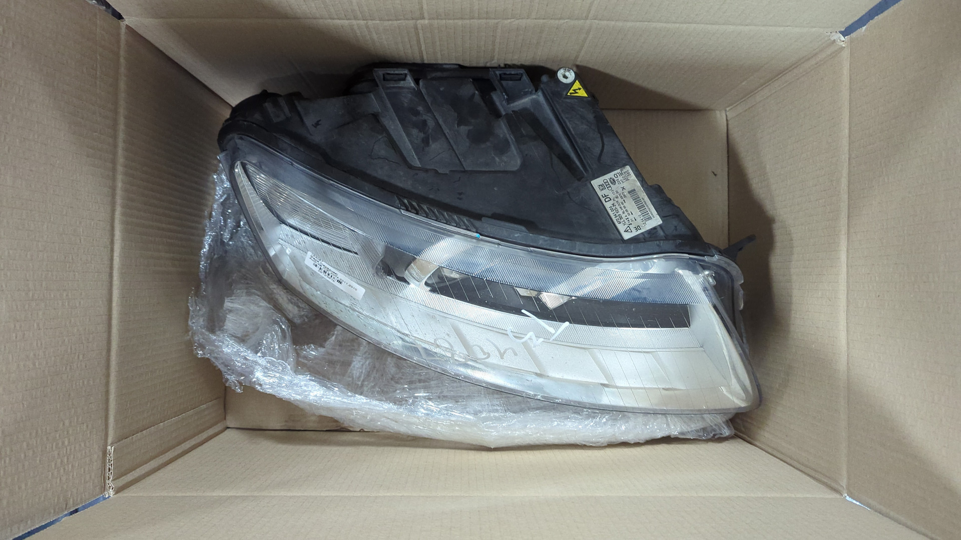 Фара правая