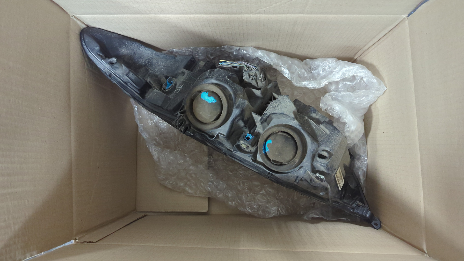 Фара правая