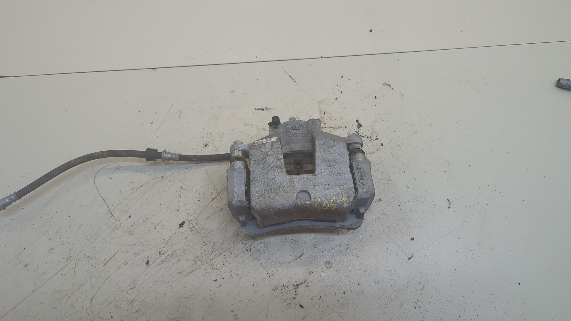 Суппорт передний правый