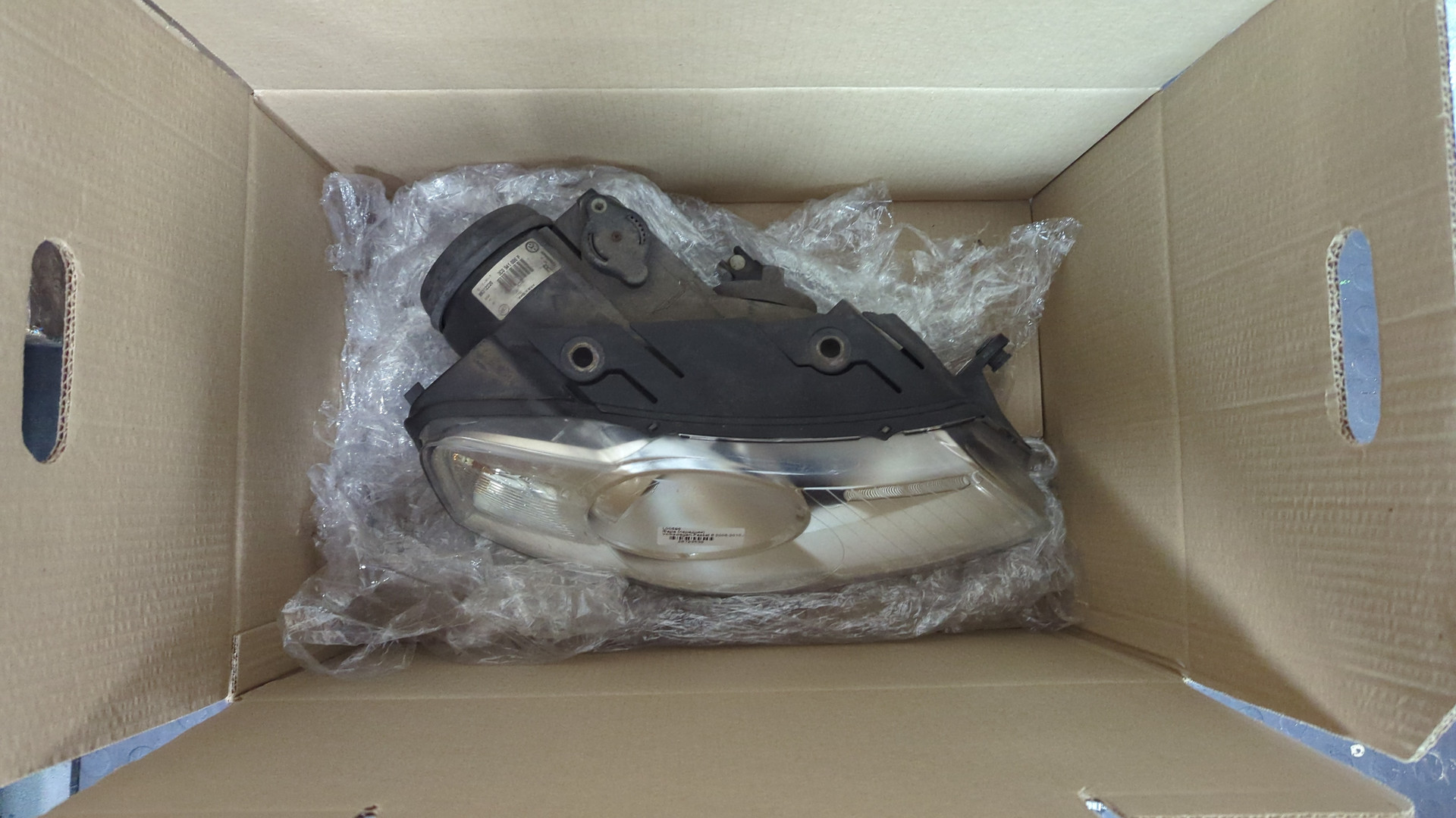 Фара правая