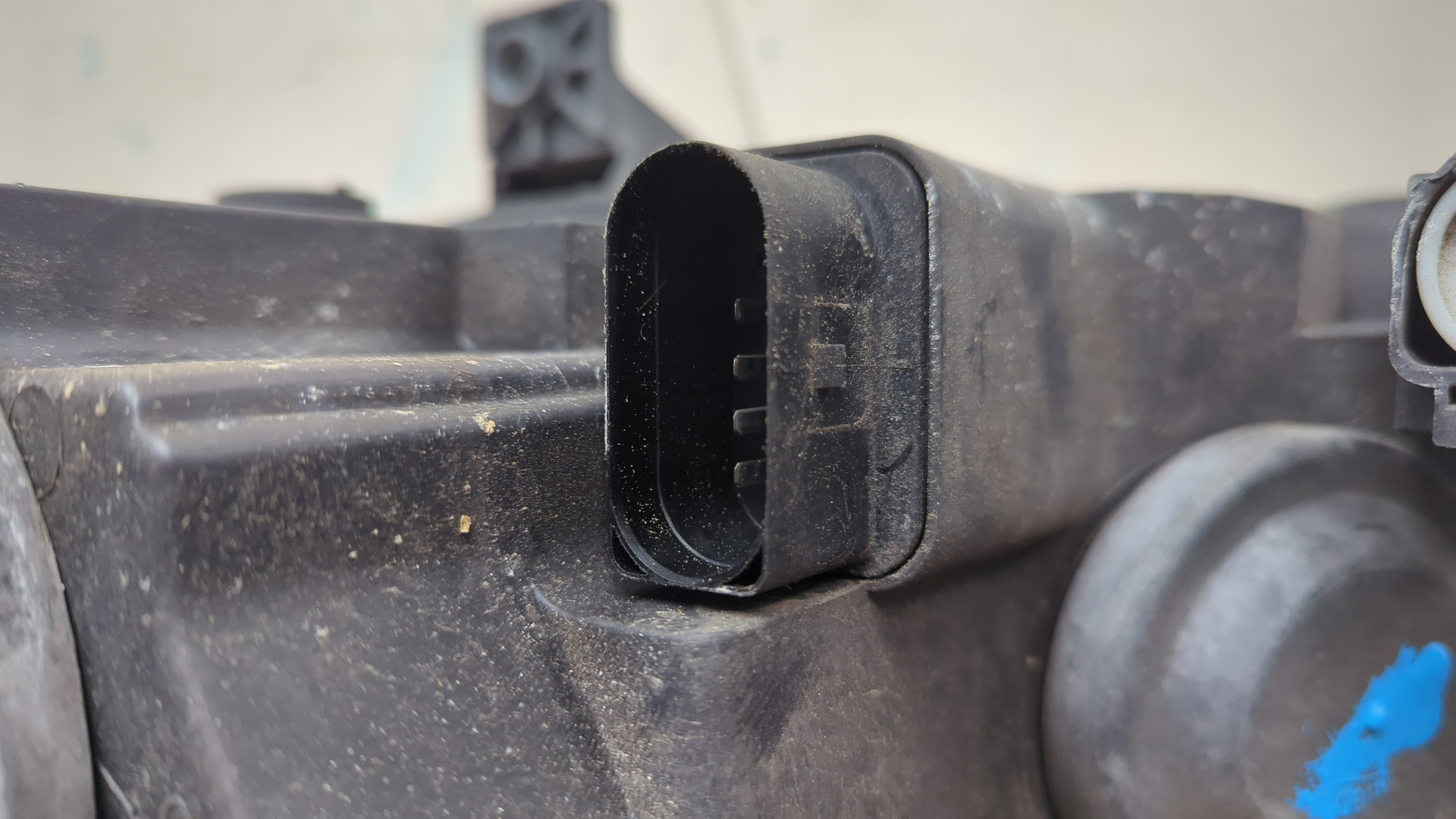 Фара правая