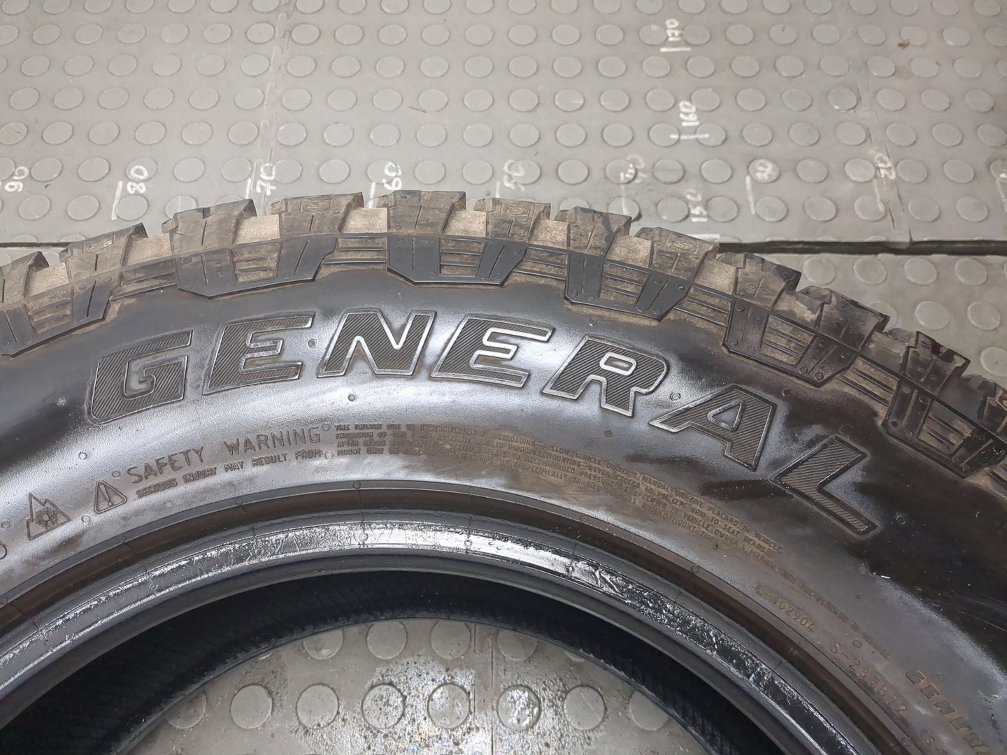 Шины комплект (4 шт.)