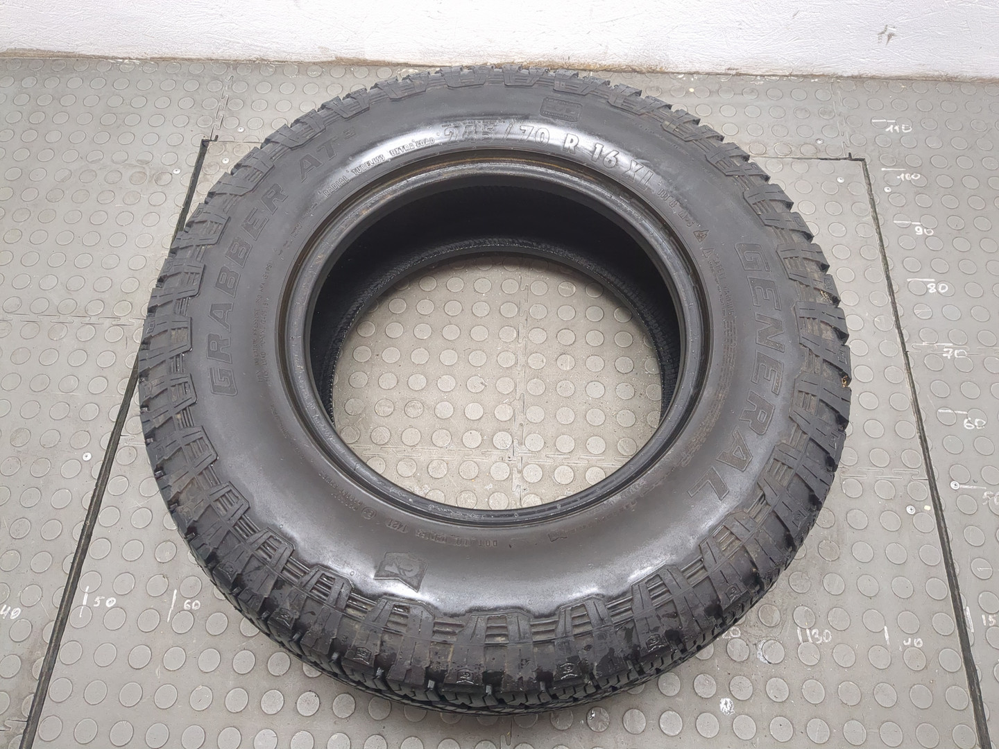 Шины комплект (4 шт.)