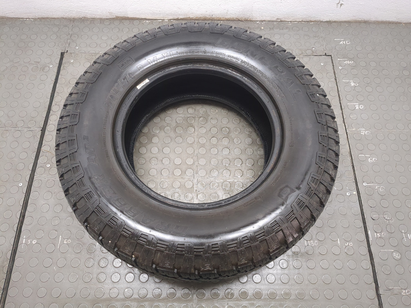 Шины комплект (4 шт.)