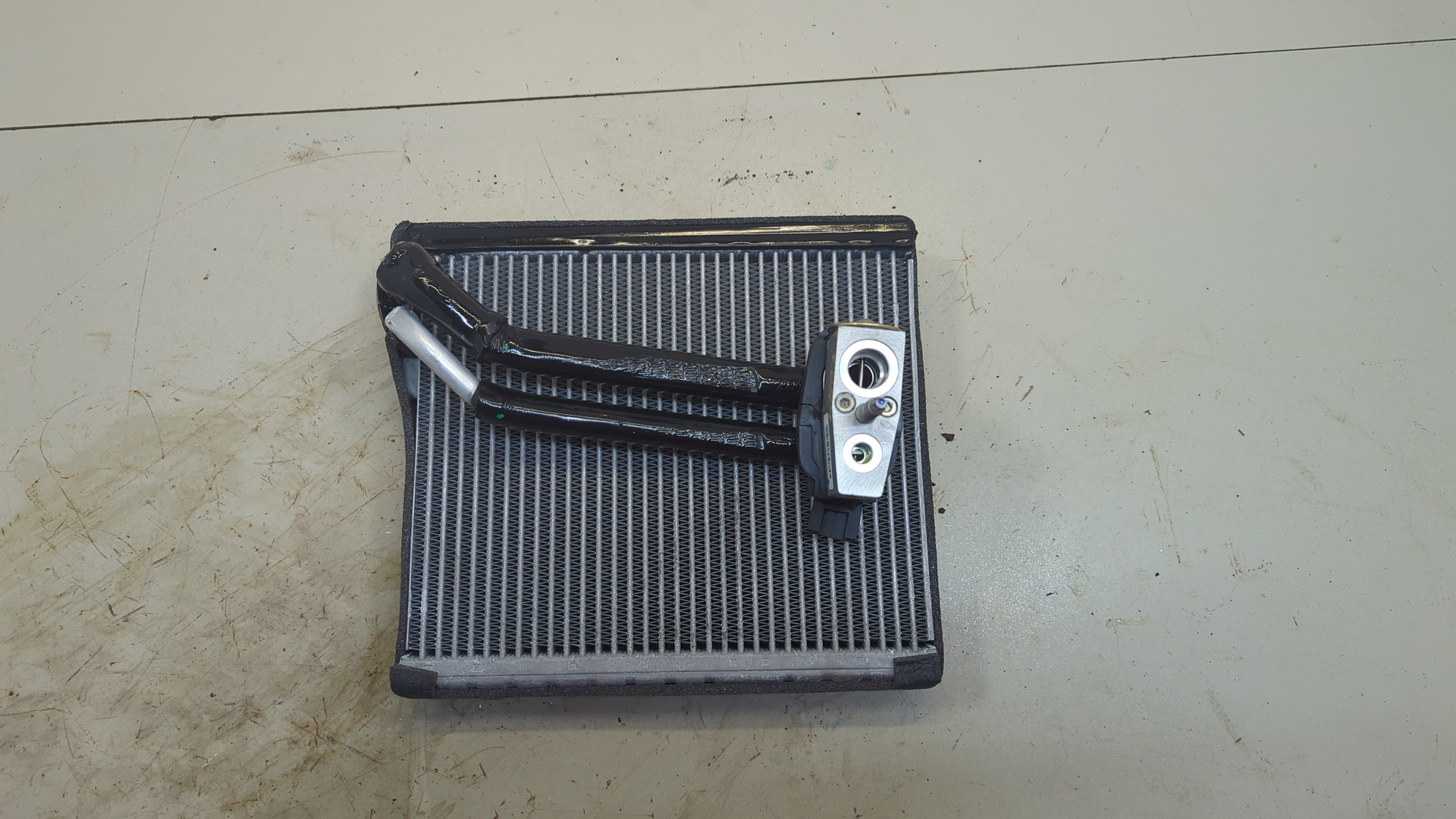Радиатор кондиционера / конденсер