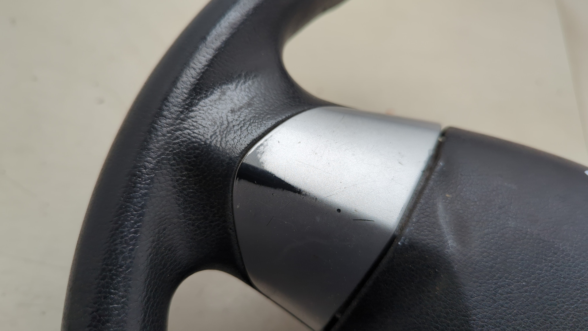 Рулевое колесо (руль)