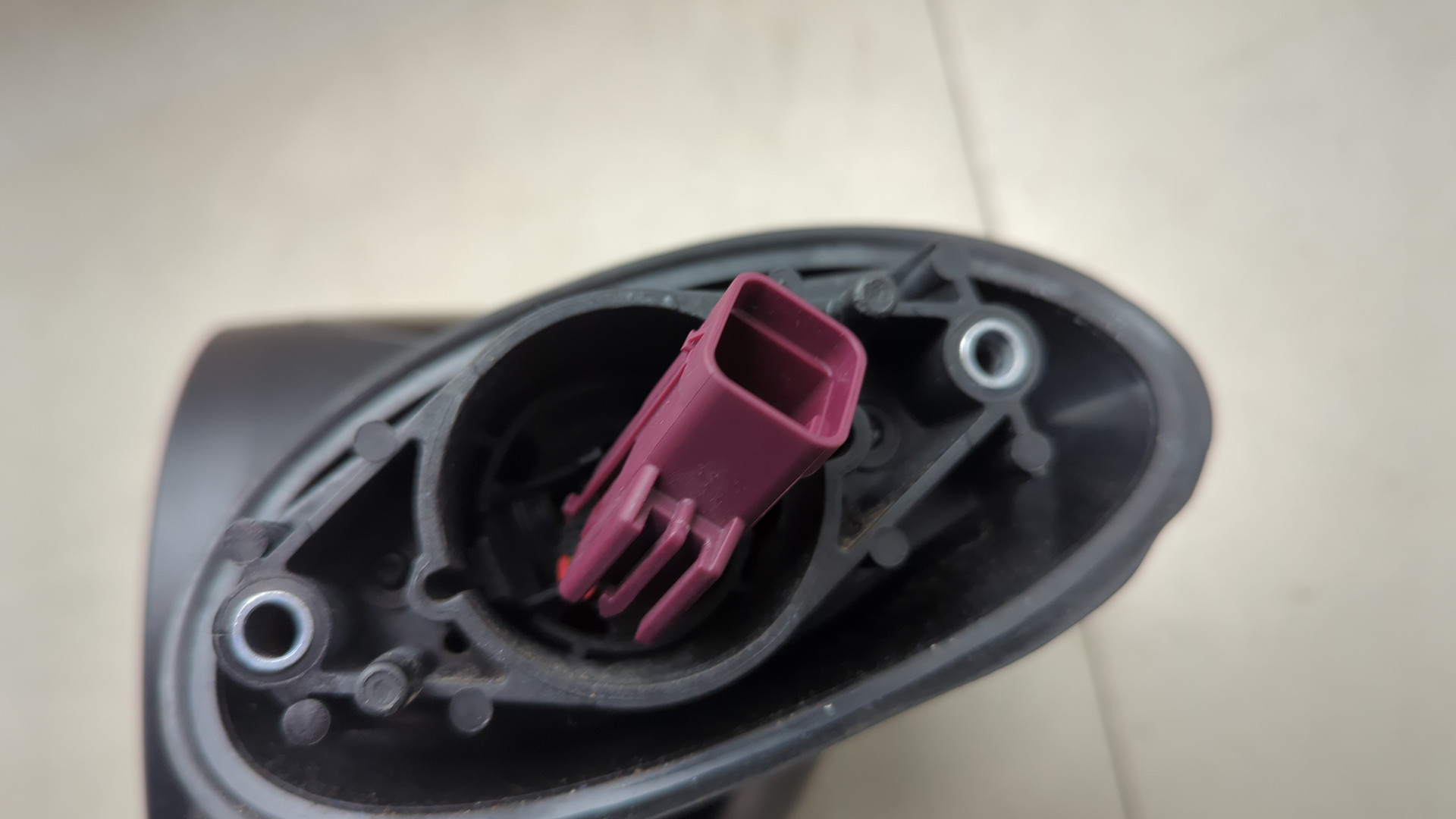 Зеркало левое электрическое