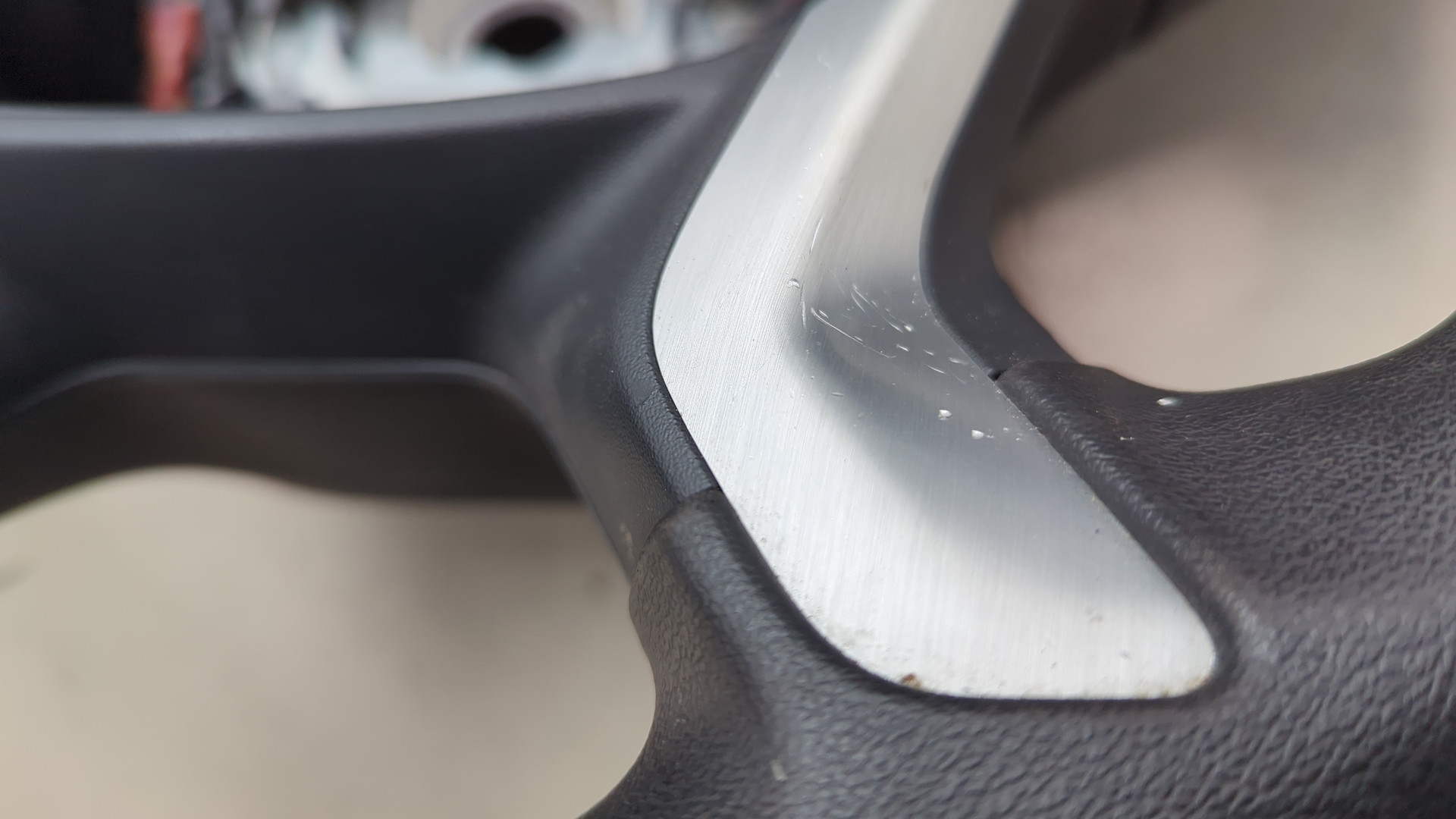 Рулевое колесо (руль)