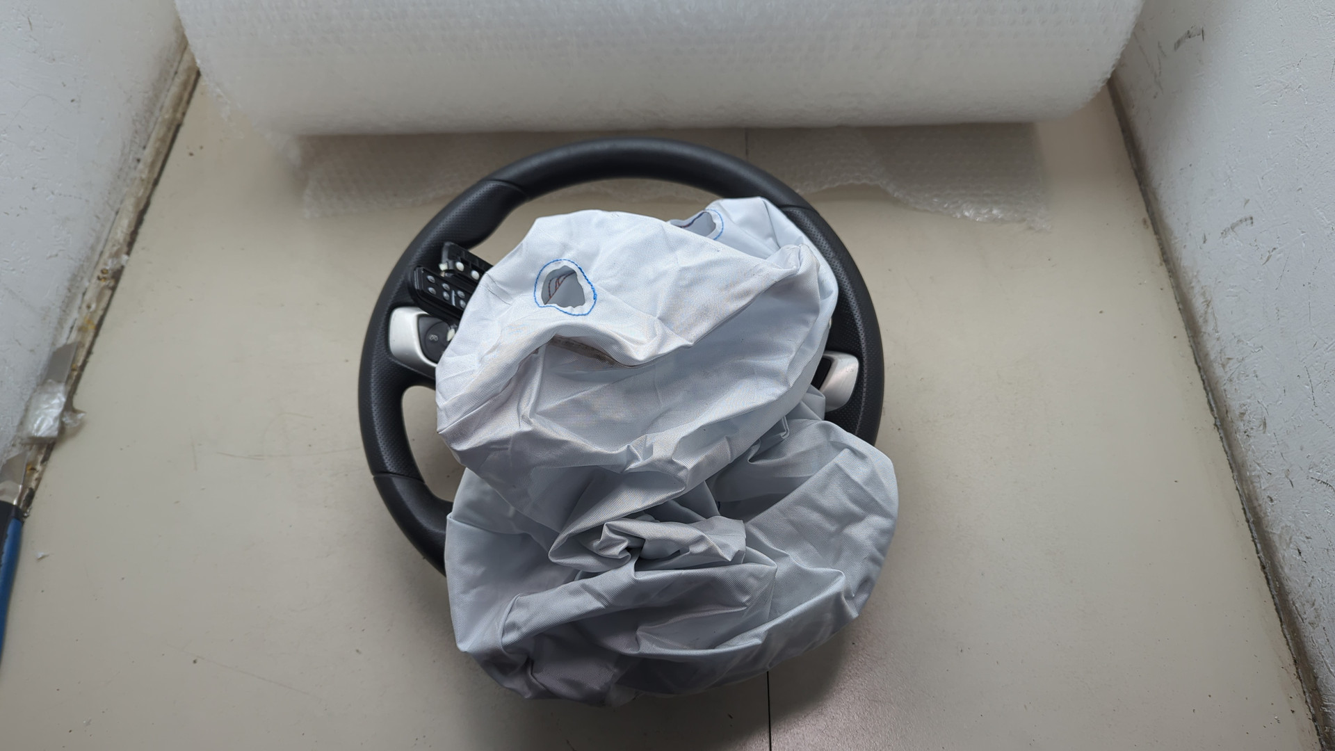 Рулевое колесо (руль)