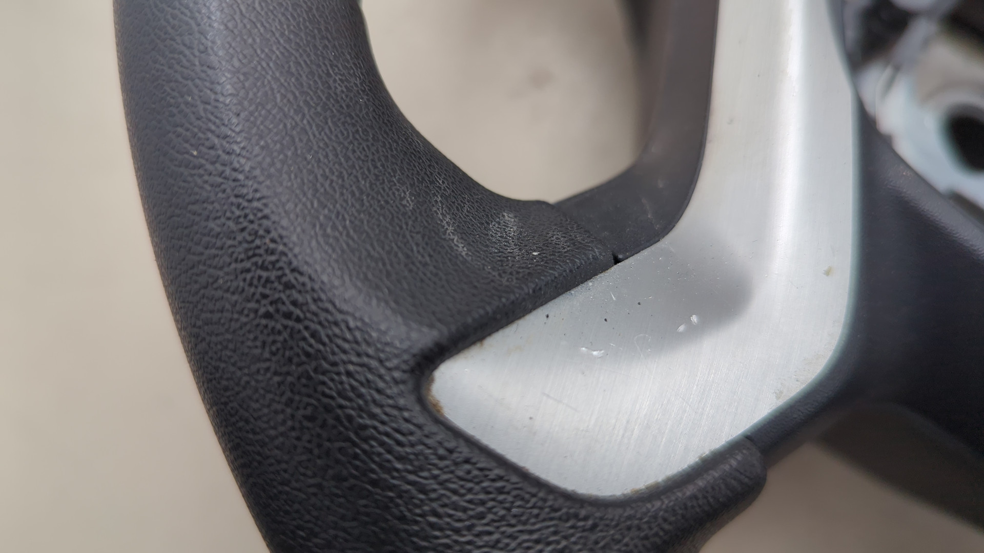 Рулевое колесо (руль)