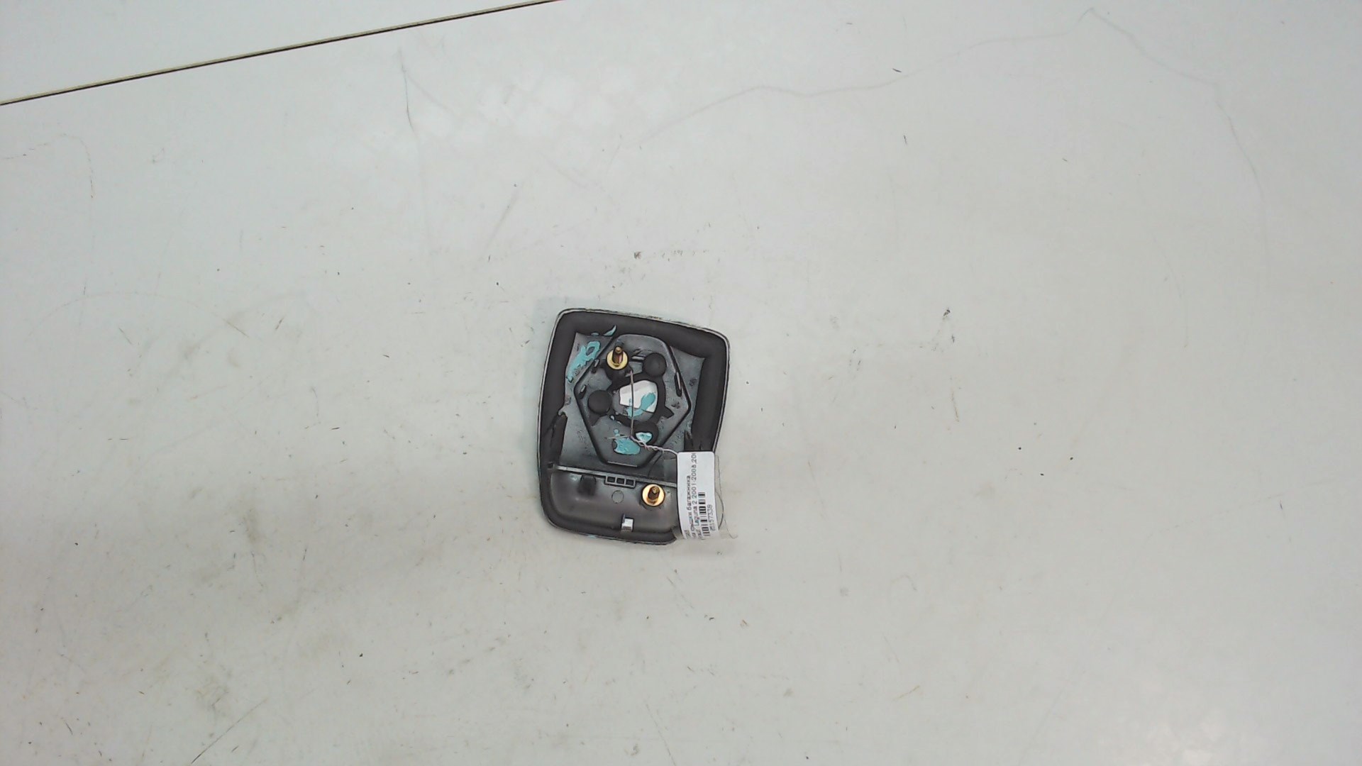 Ручка двери багажника наружная