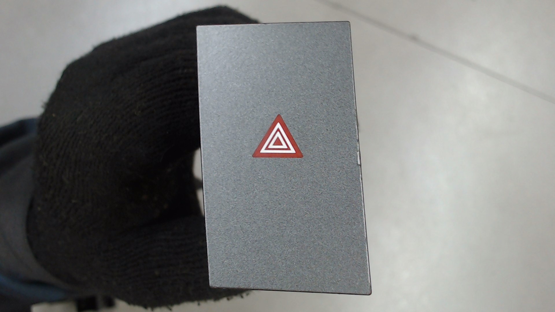 Кнопка аварийной остановки