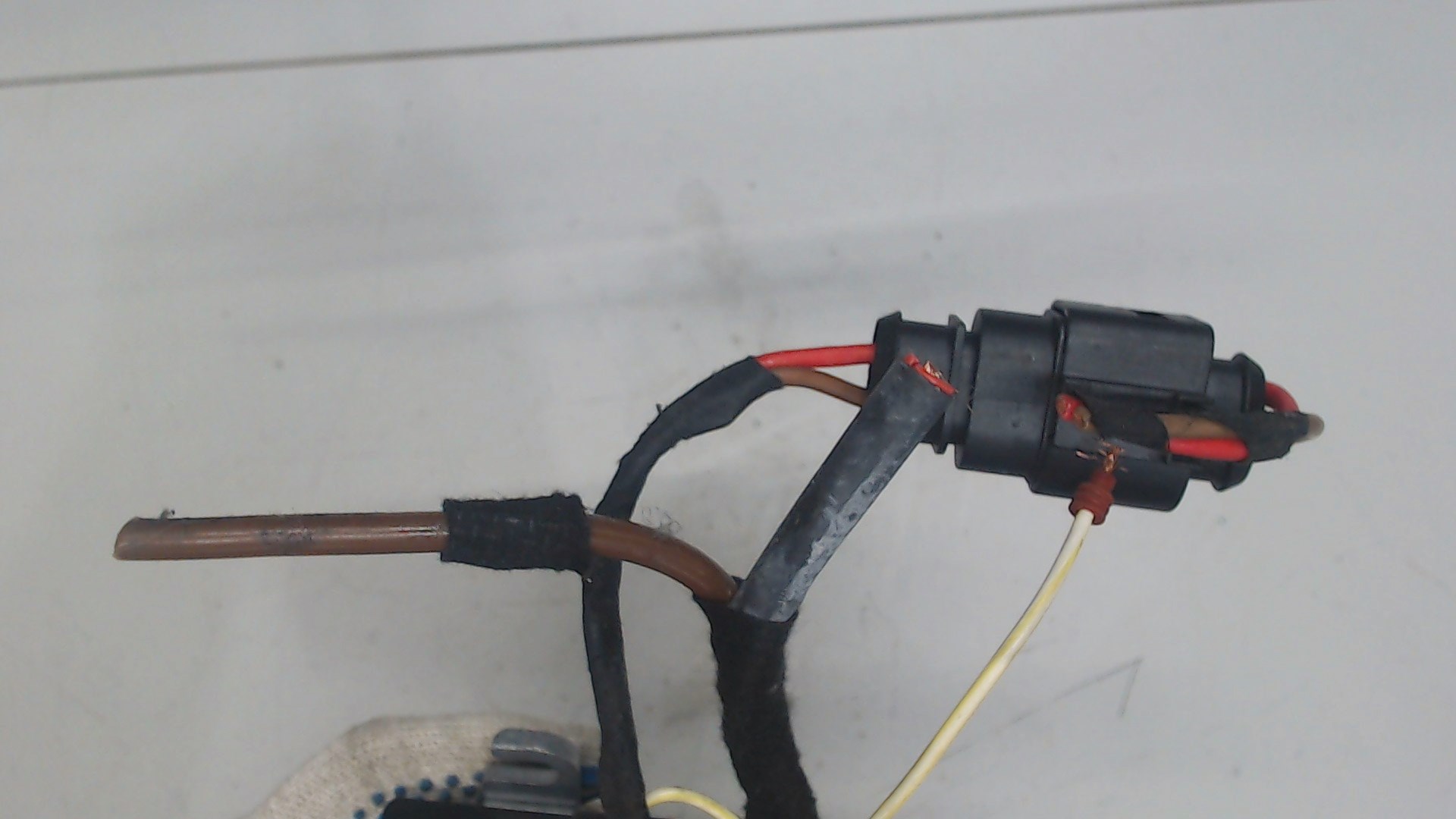 Преобразователь напряжения (адаптер)