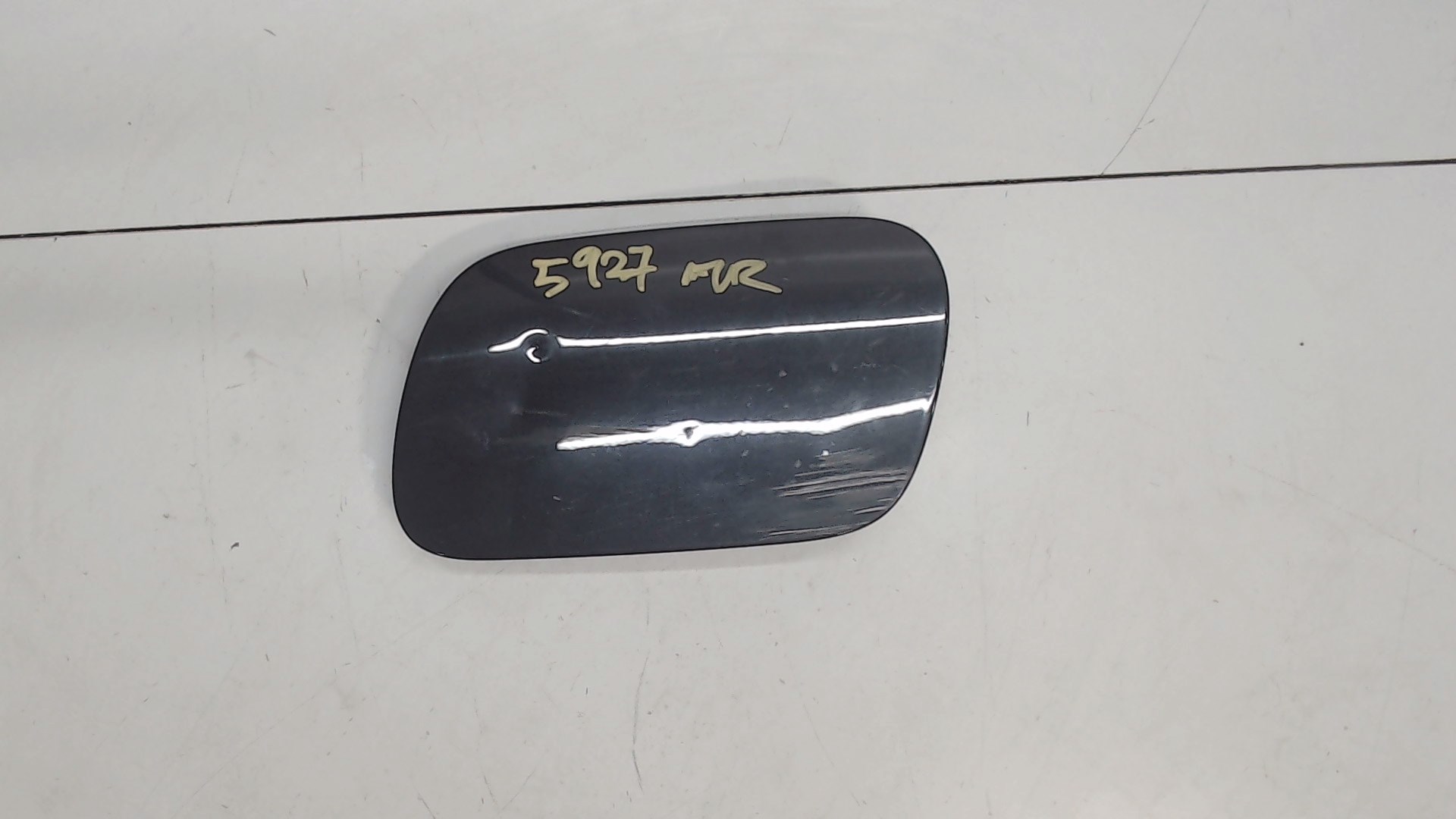 Лючок бензобака