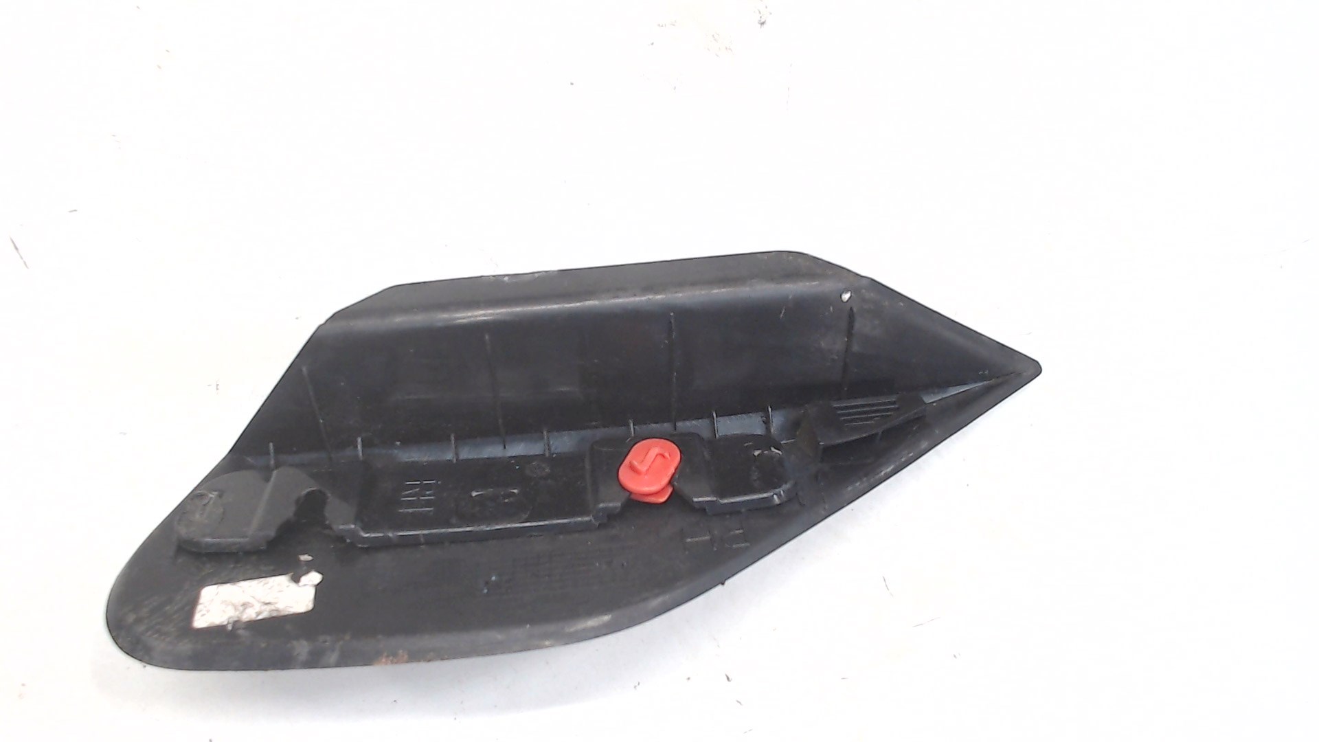 Накладка переднего крыла правого