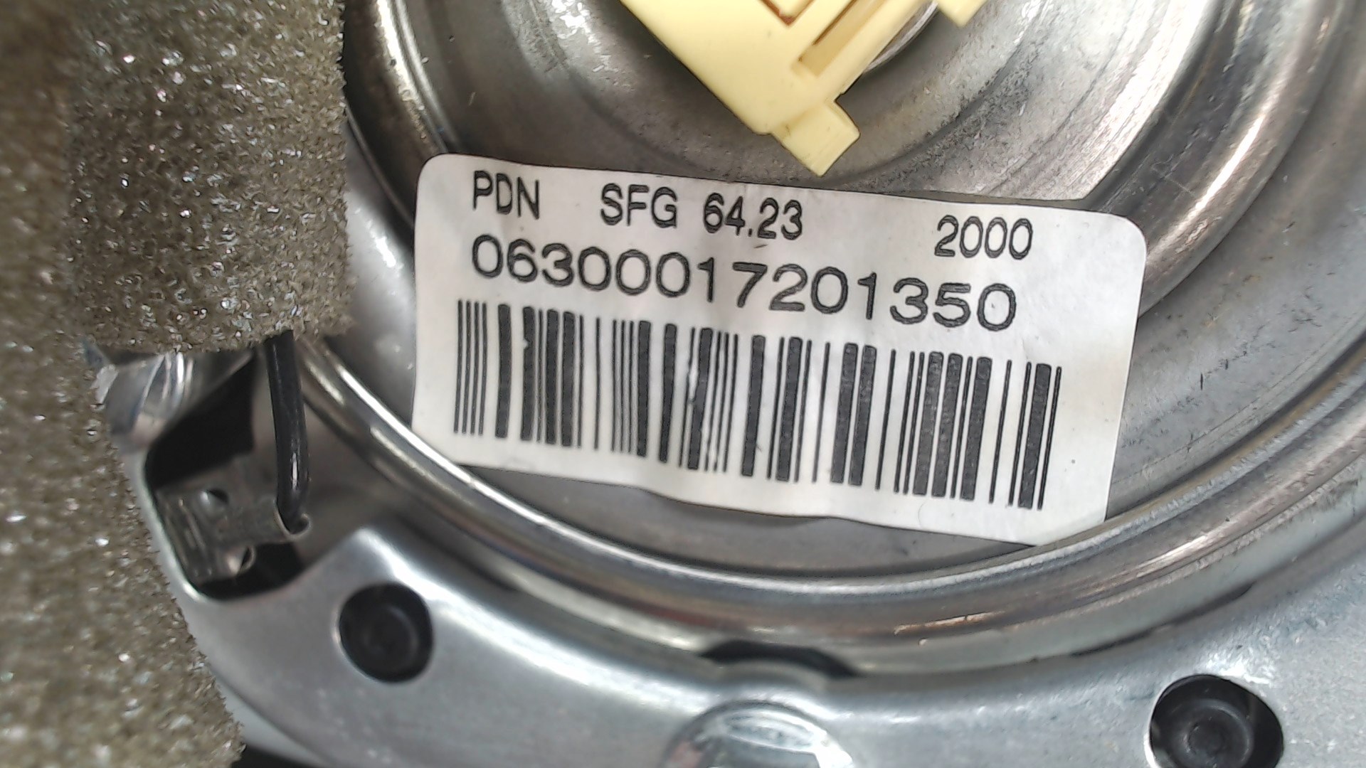 Подушка безопасности в рулевое колесо