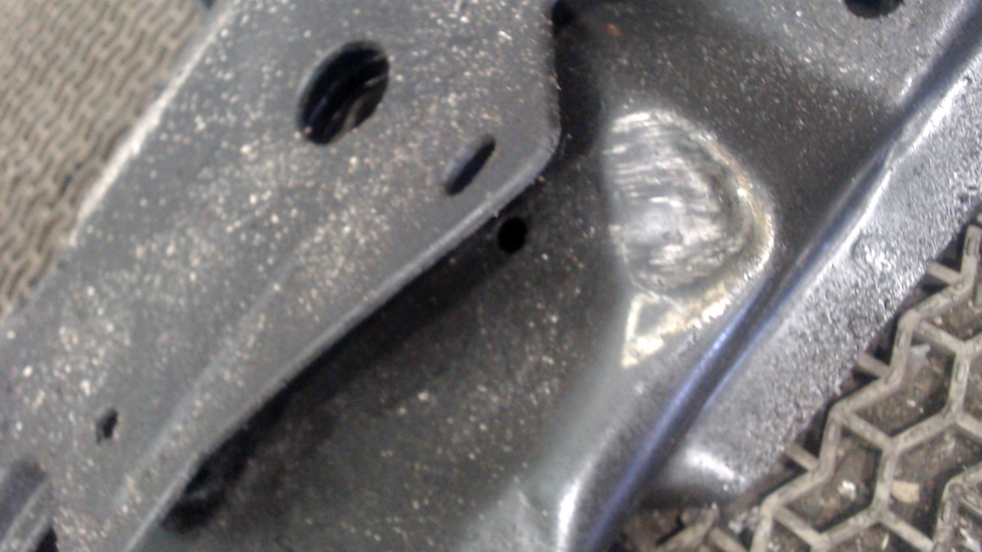 Балка подрадиаторная