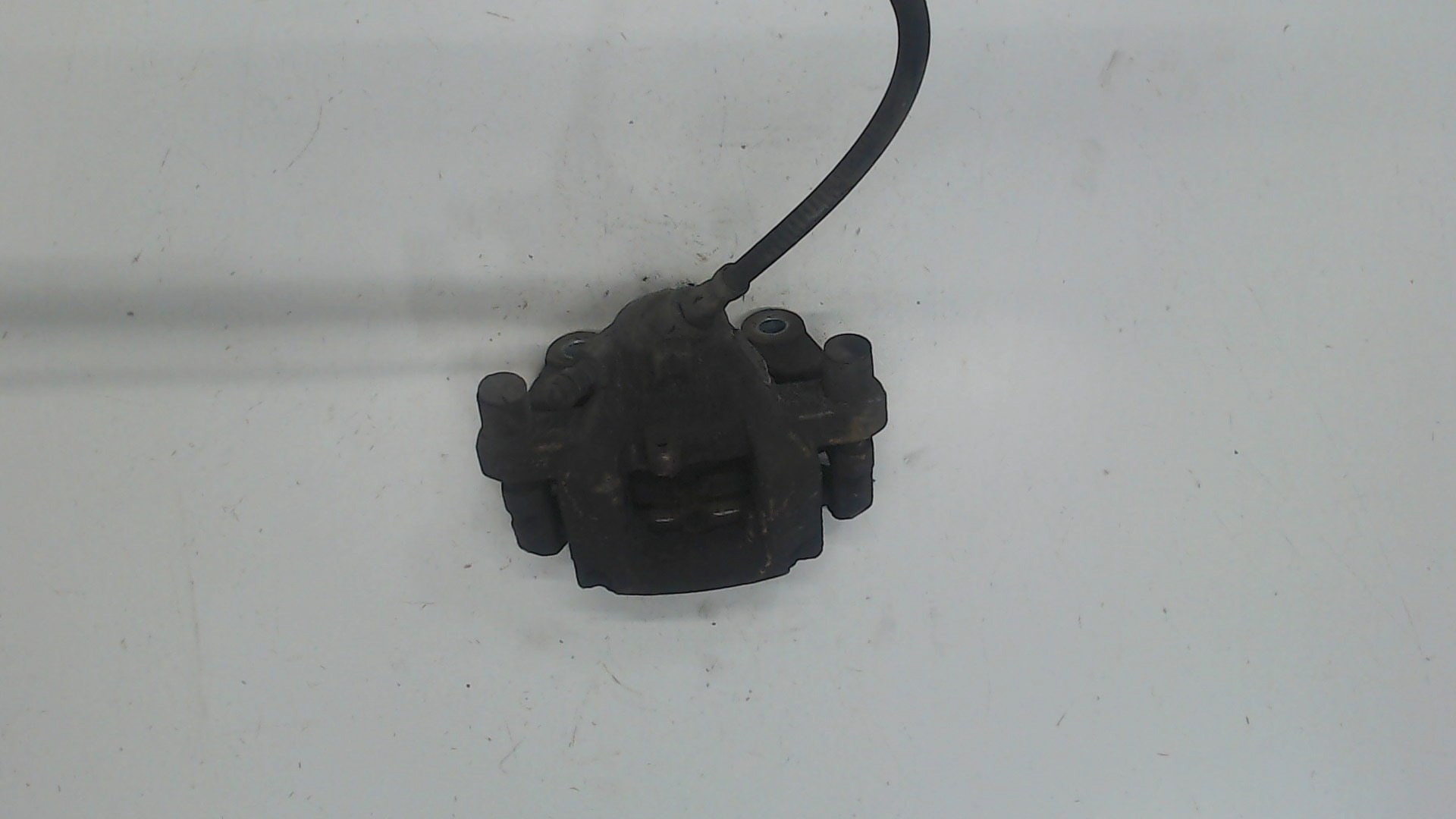 Суппорт задний левый