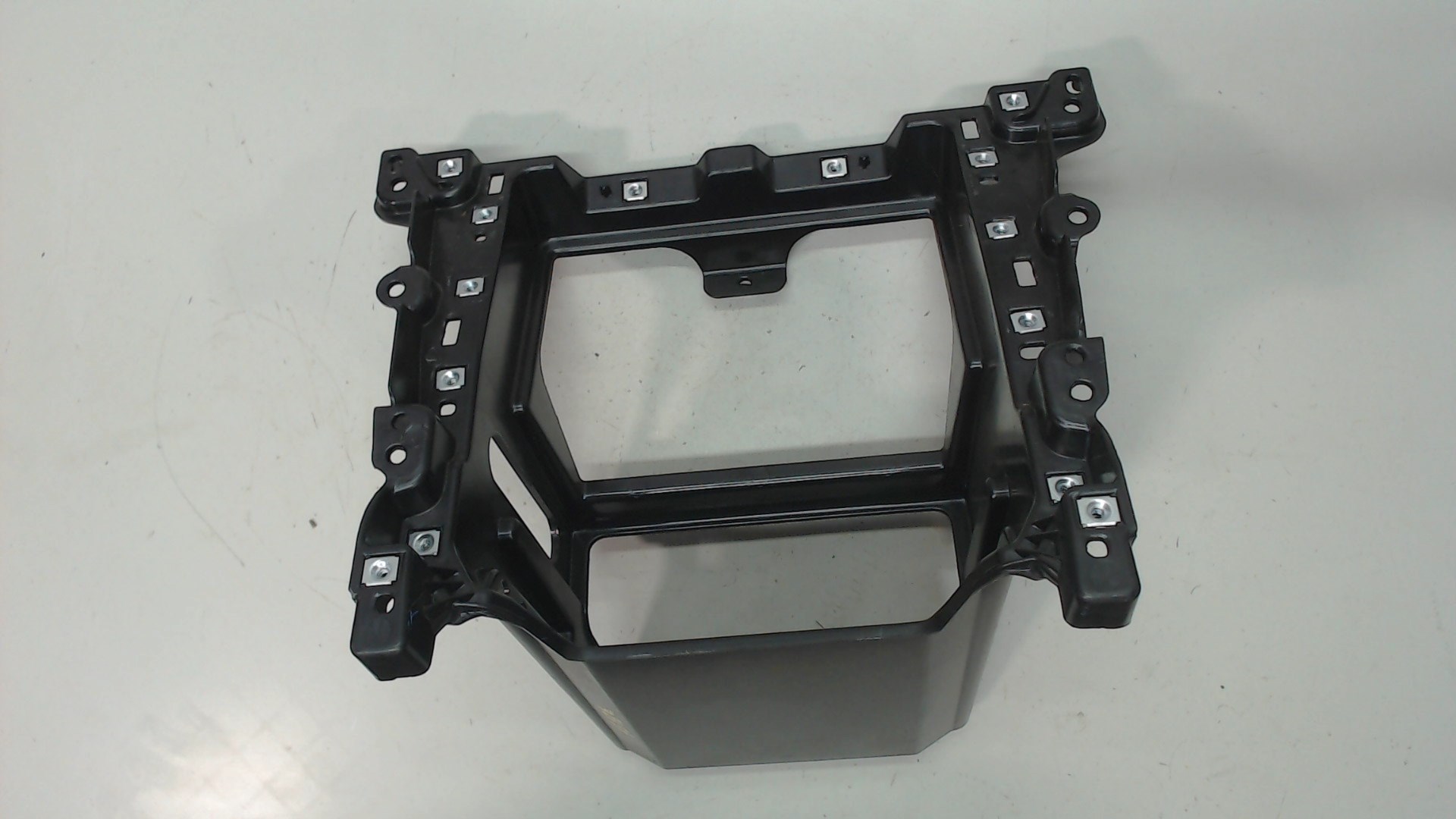 Кронштейн (сопут. товар)