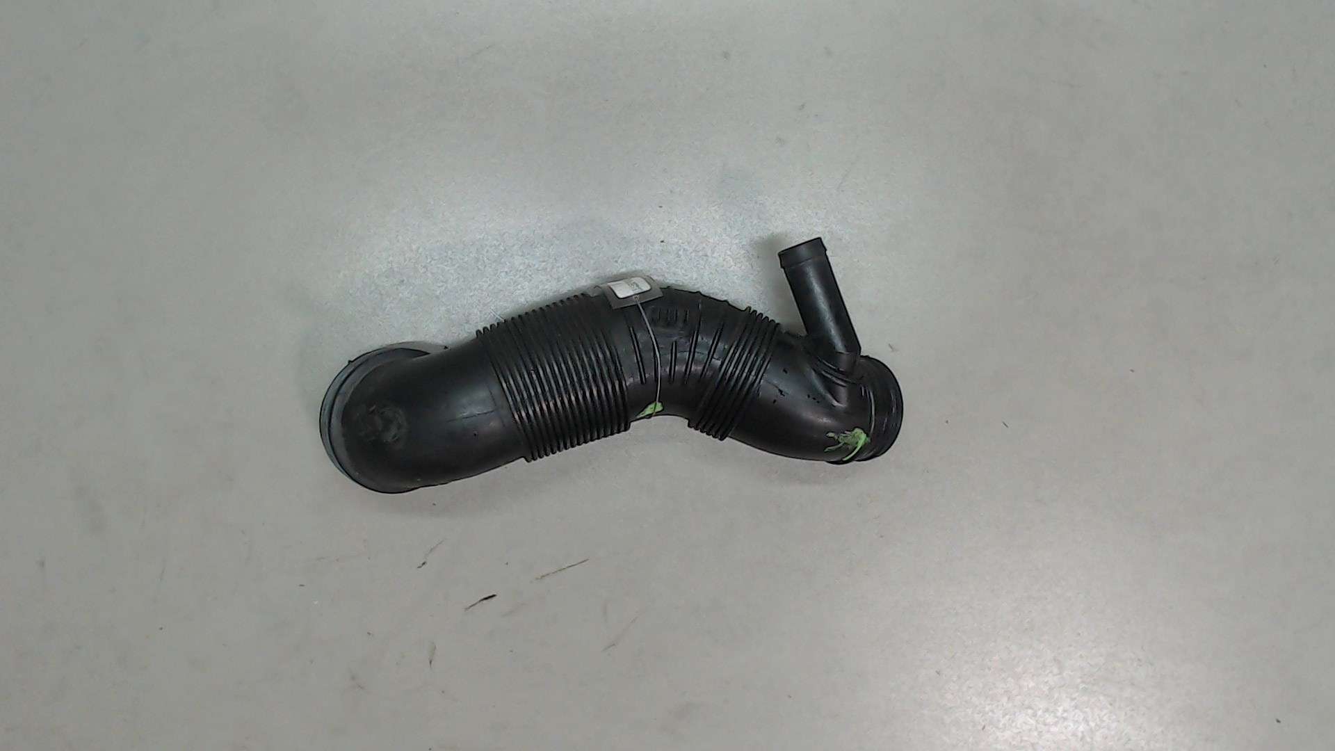 Патрубок воздушного фильтра