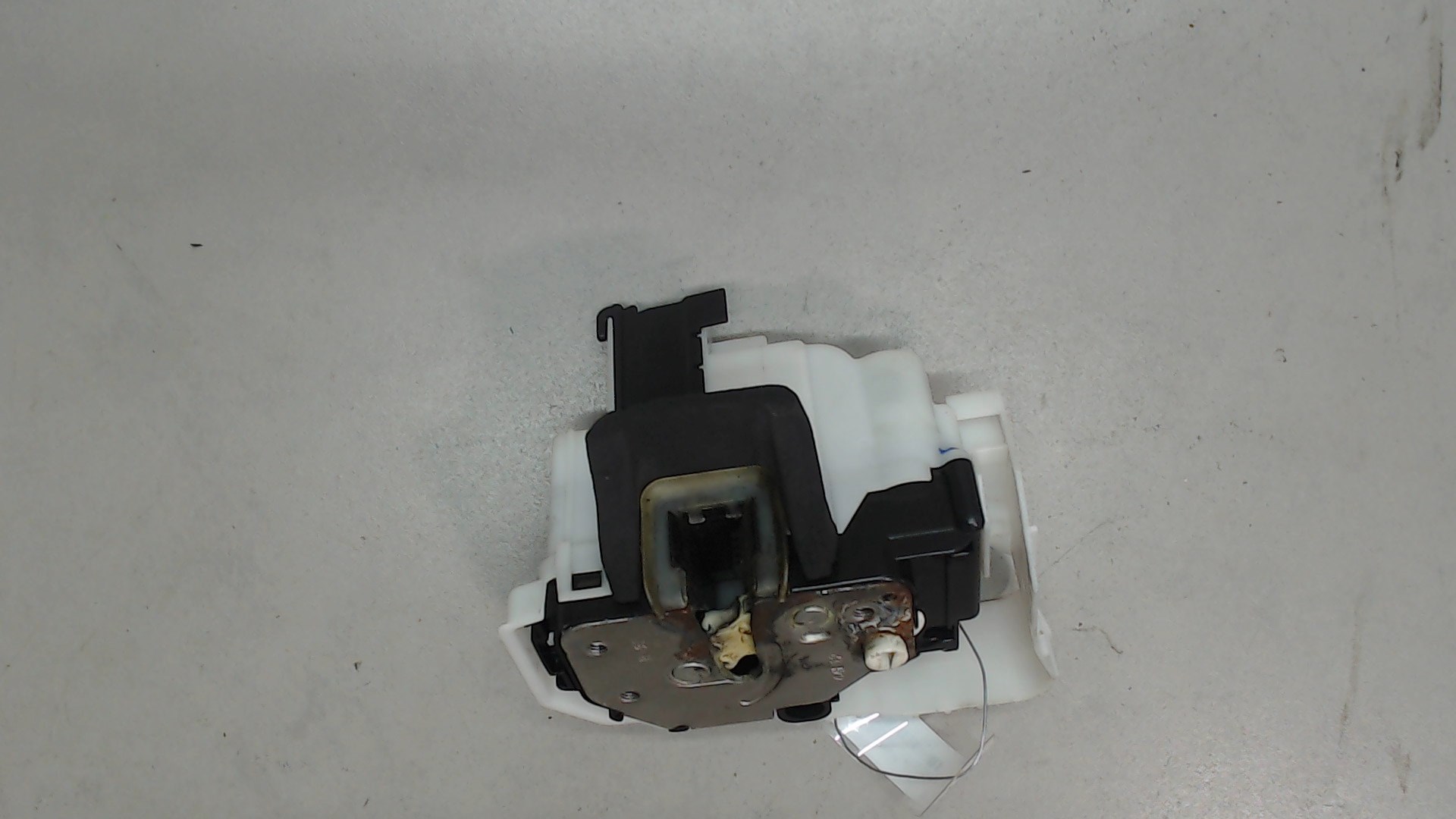 Замок двери сдвижной