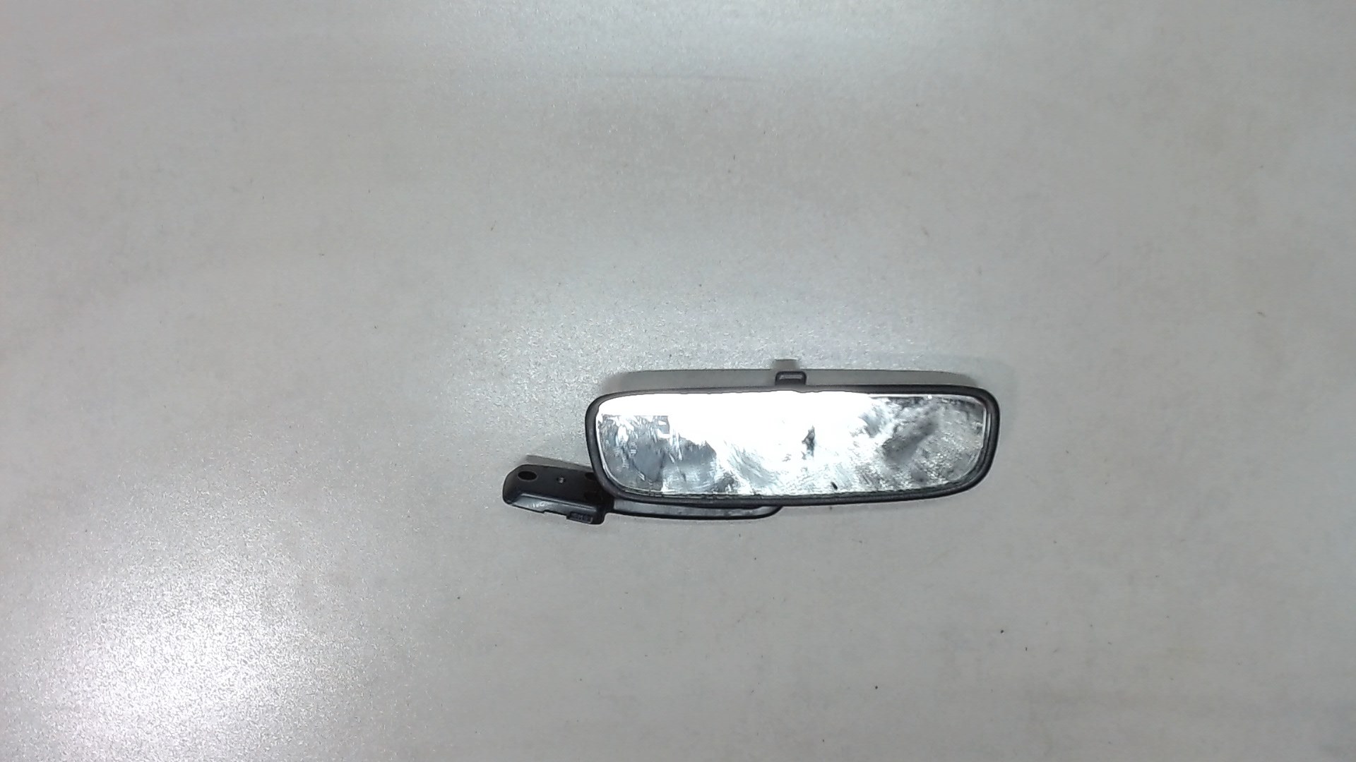 Зеркало заднего вида