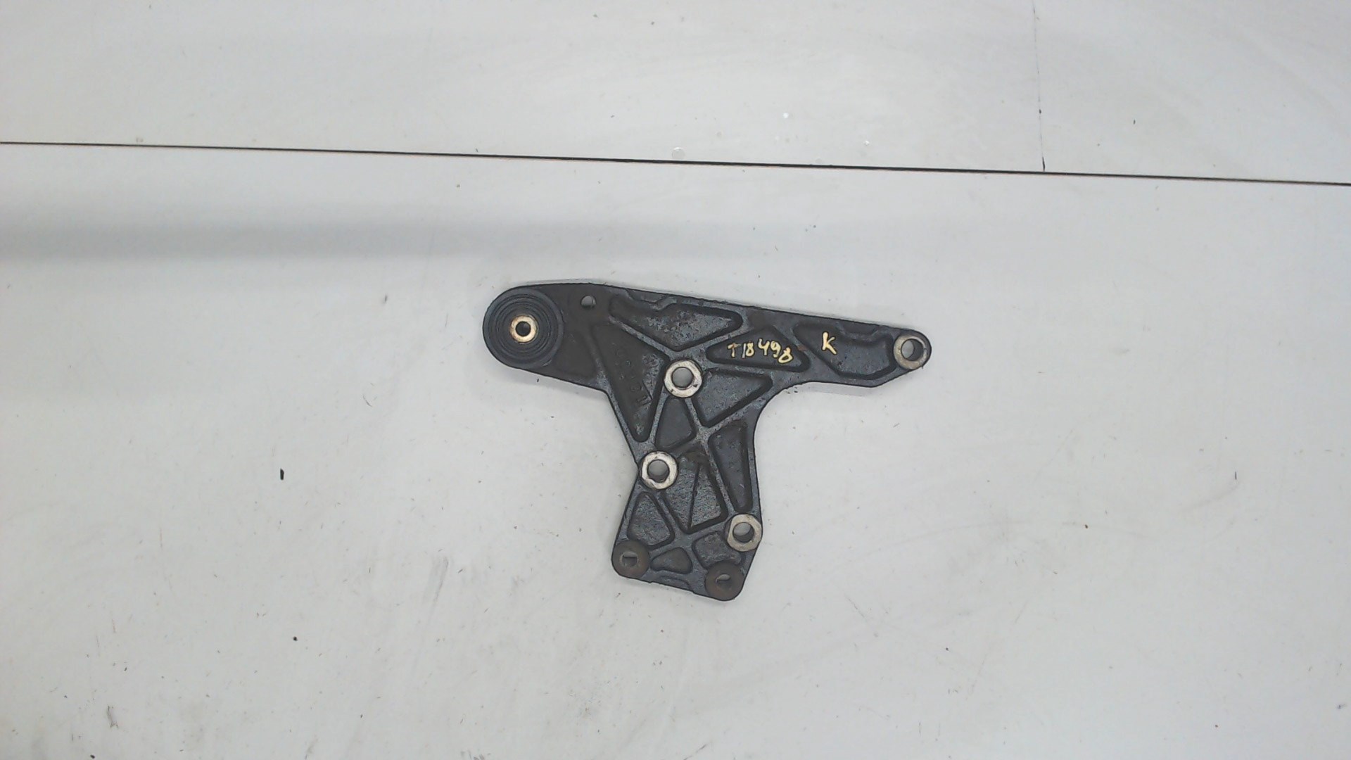 Кронштейн редуктора