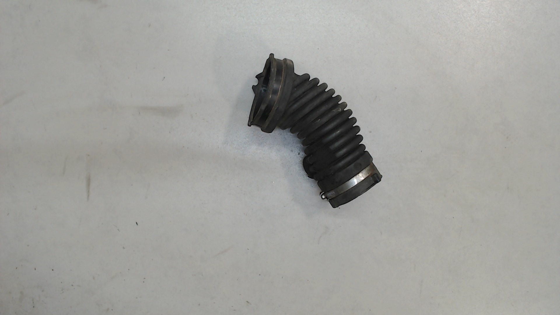 Патрубок воздушного фильтра