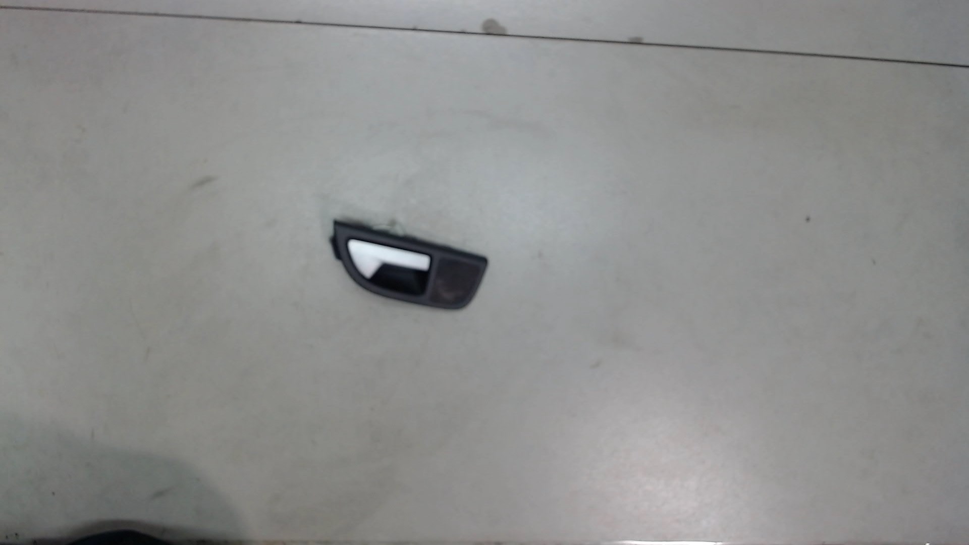 Ручка двери задней внутренняя правая