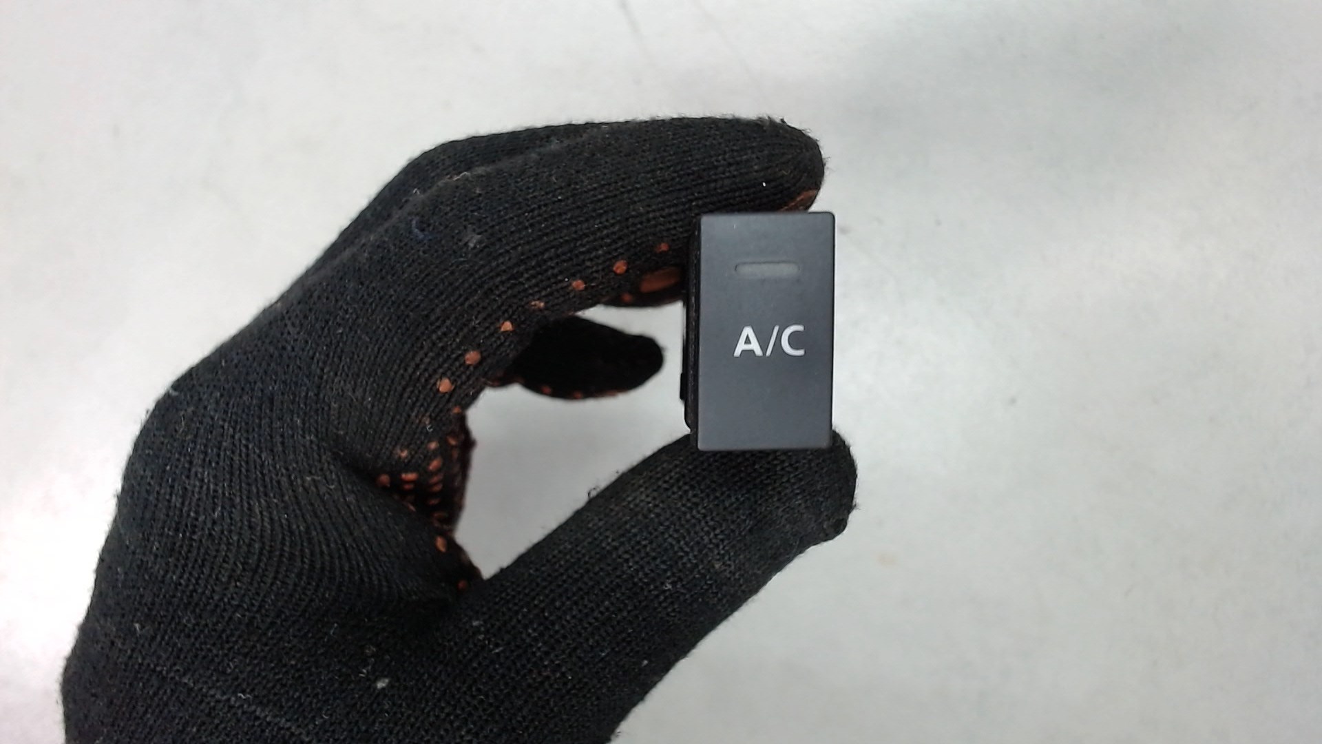 Кнопка кондиционера