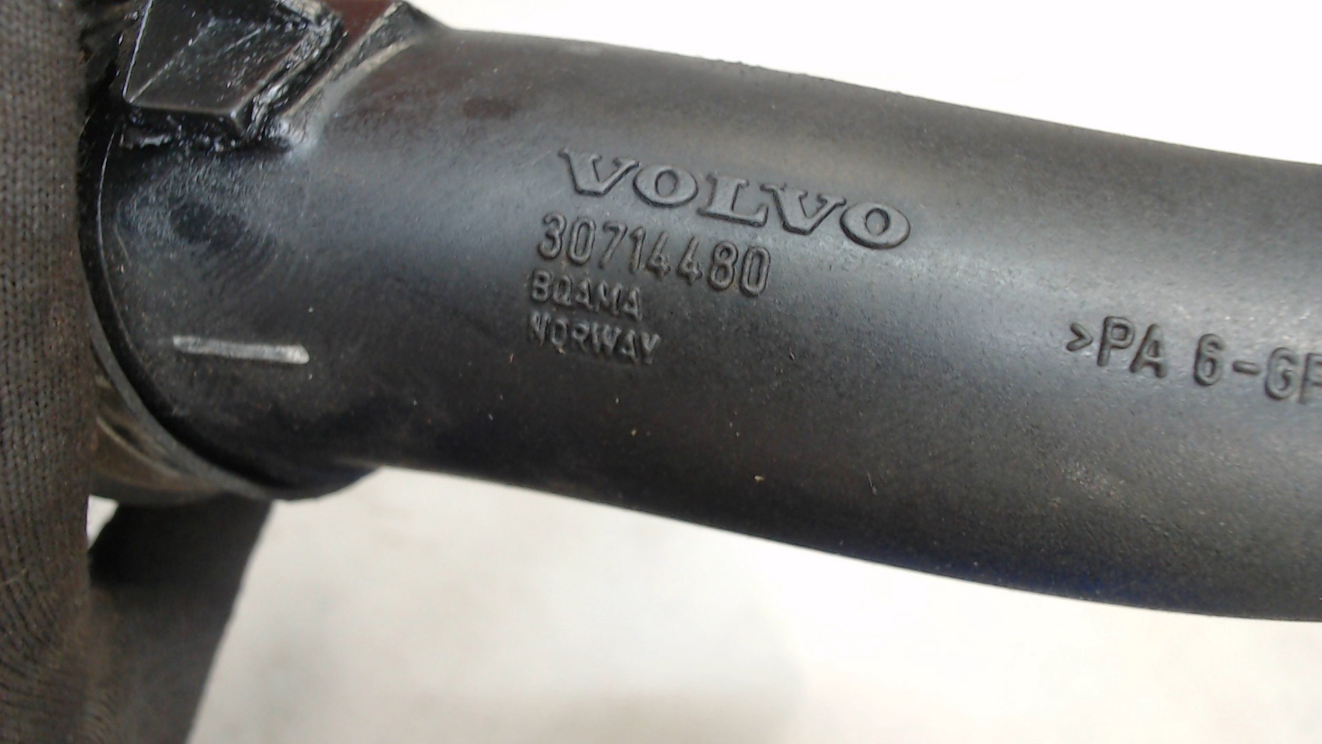 Патрубок интеркулера