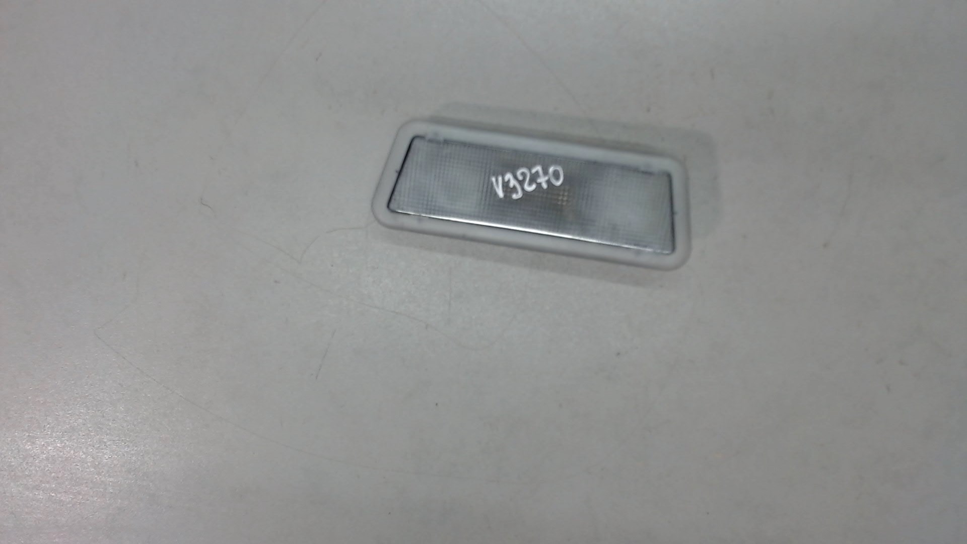 Плафон салонный