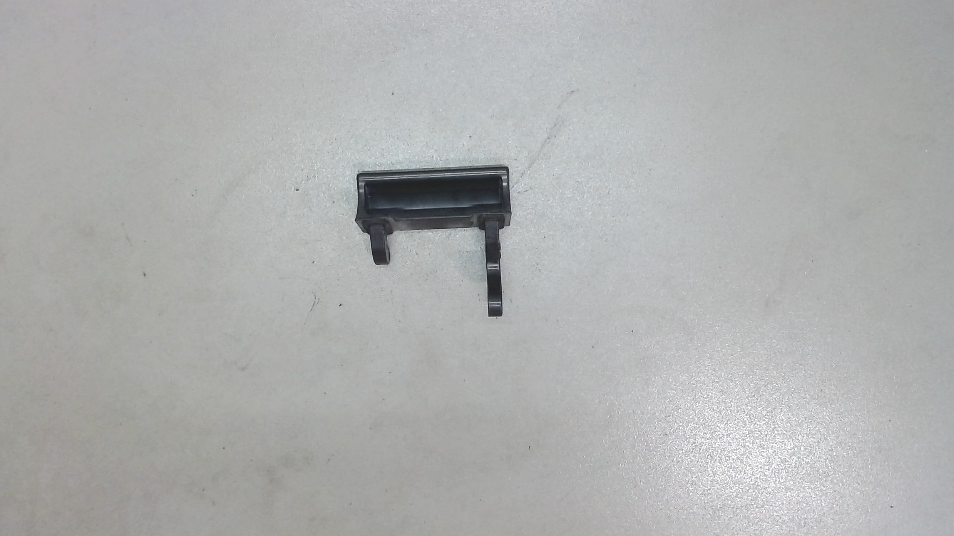 Ручка двери багажника наружная