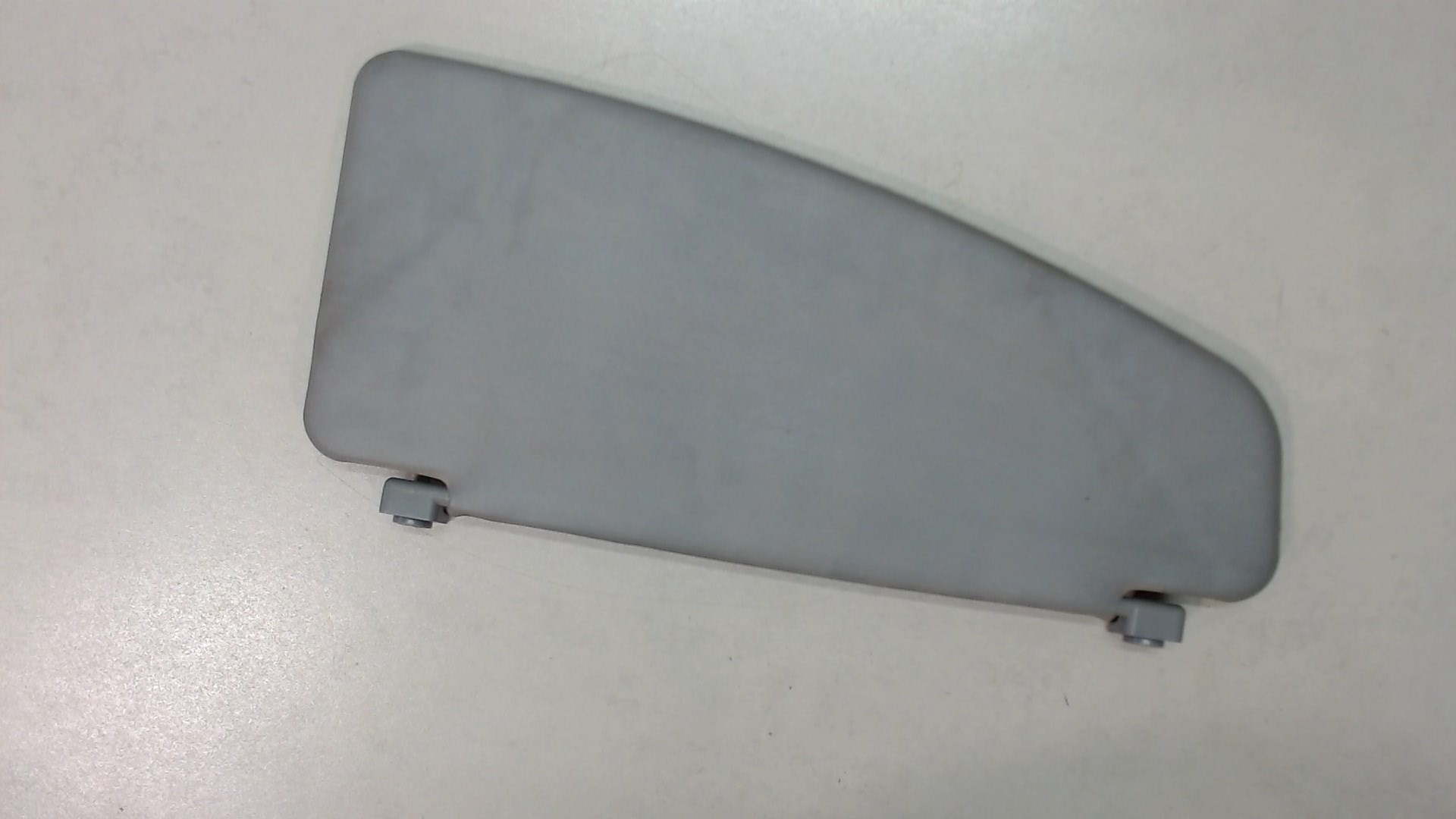 Козырек солнцезащитный