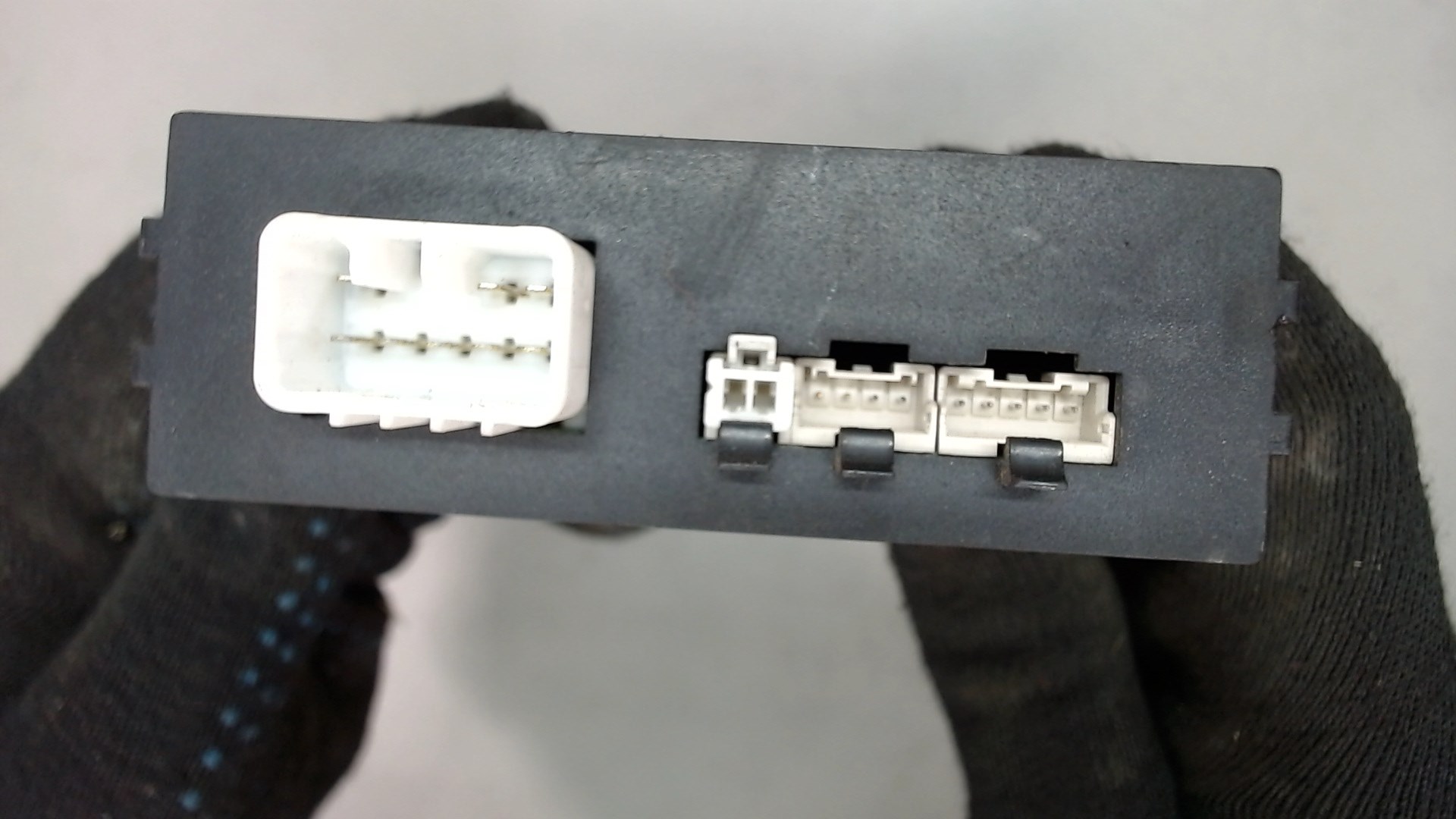 Блок управления парктрониками