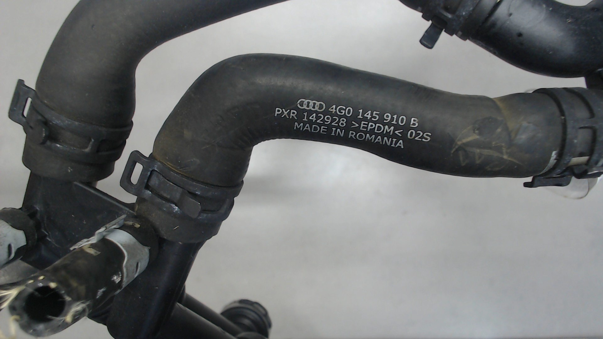 Шланг системы охлаждения