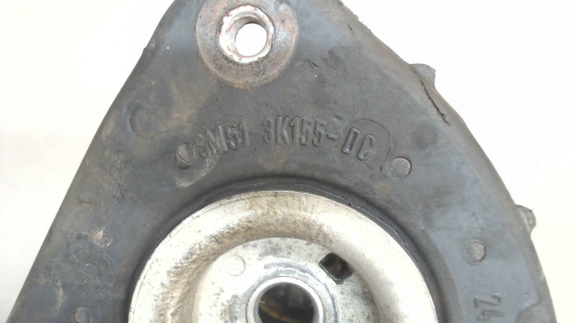 Опора переднего амортизатора верхняя