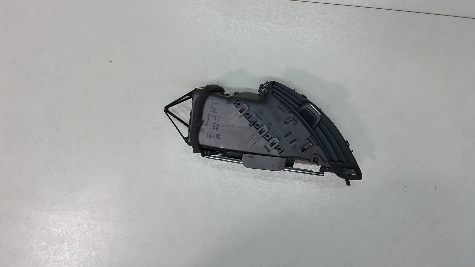 Дефлектор воздушный