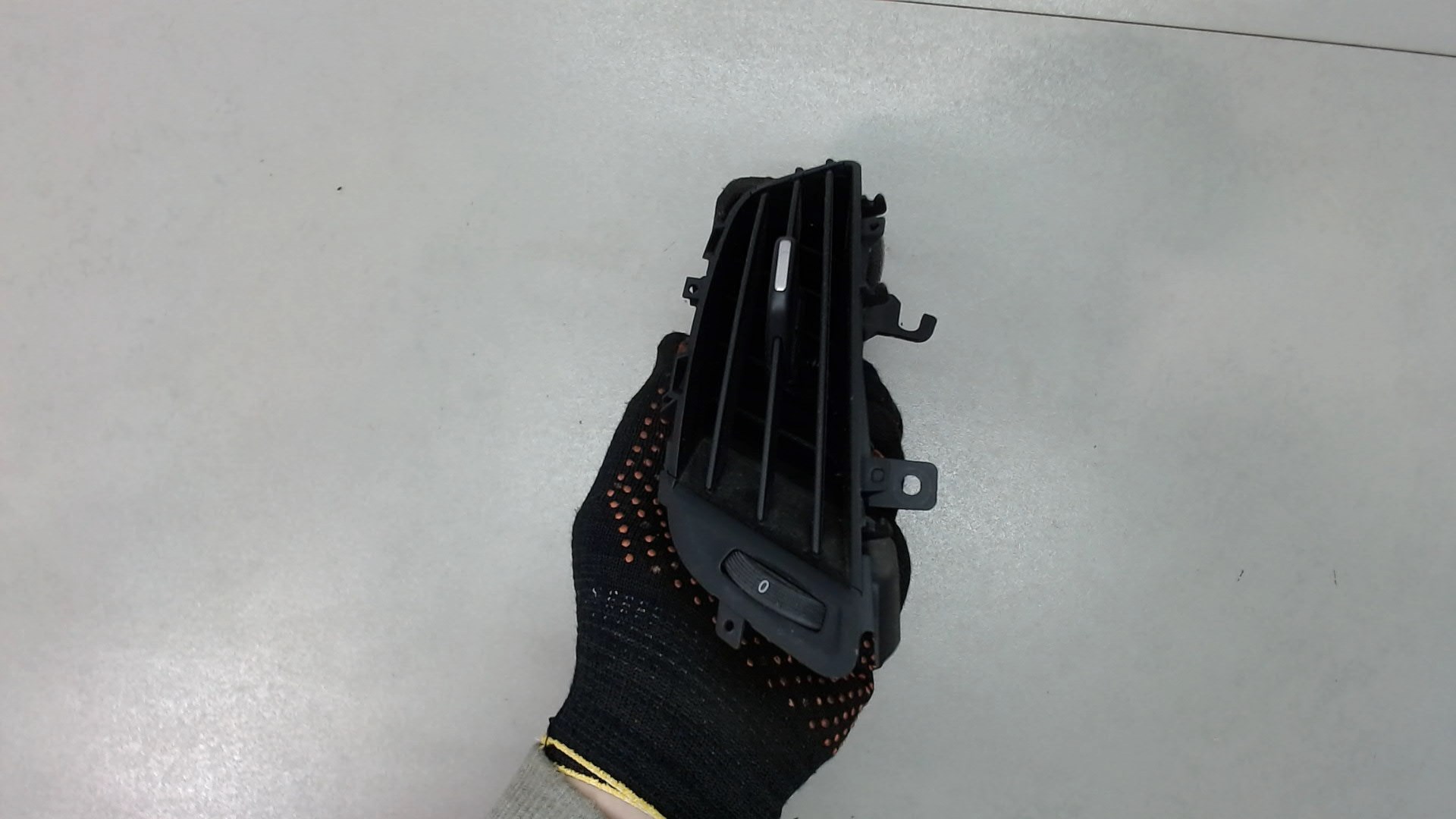 Дефлектор воздушный