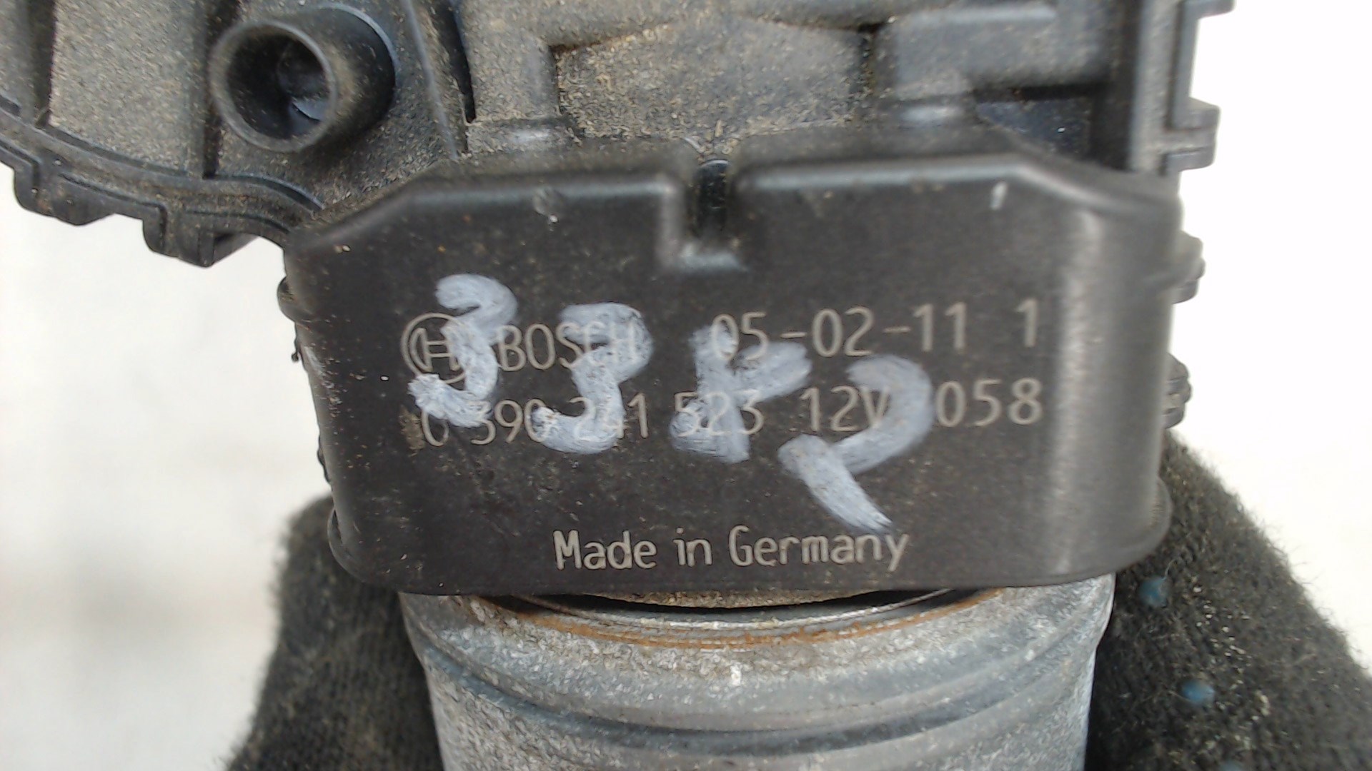 Моторчик стеклоочистителя передний