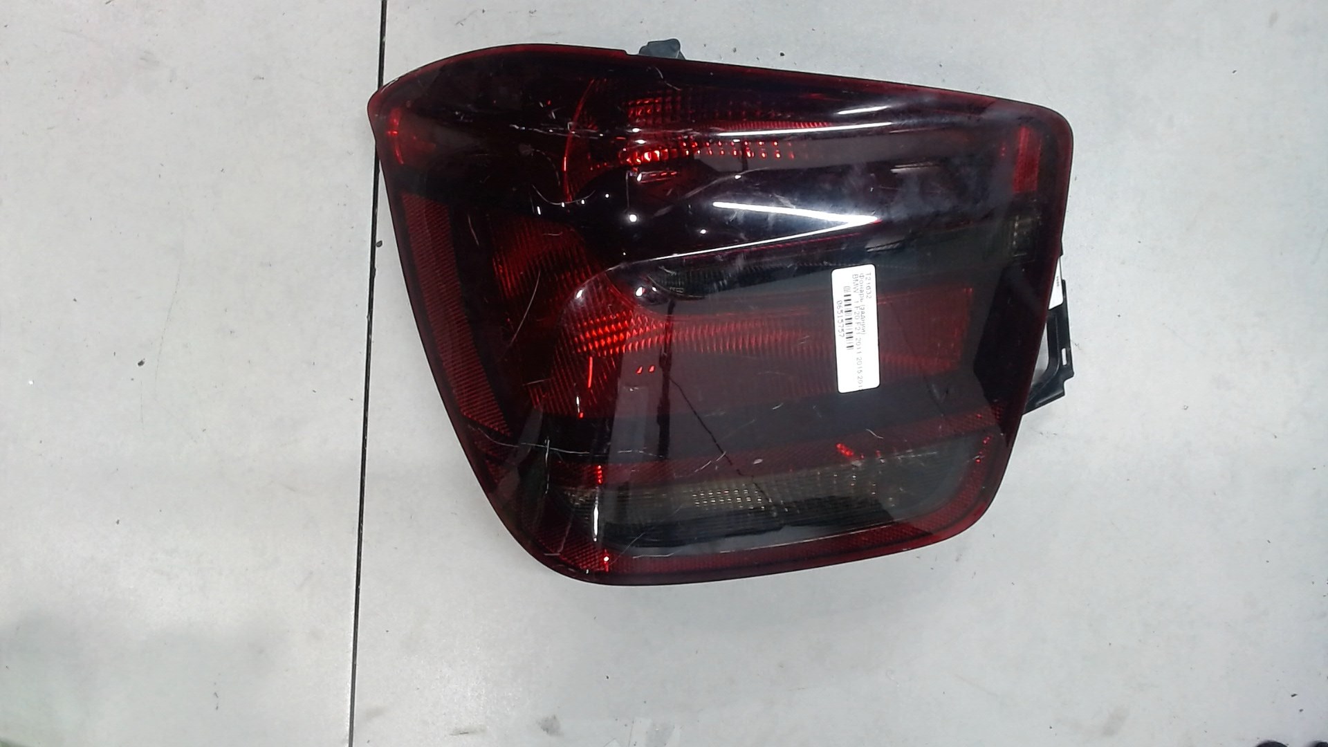 Фонарь задний левый