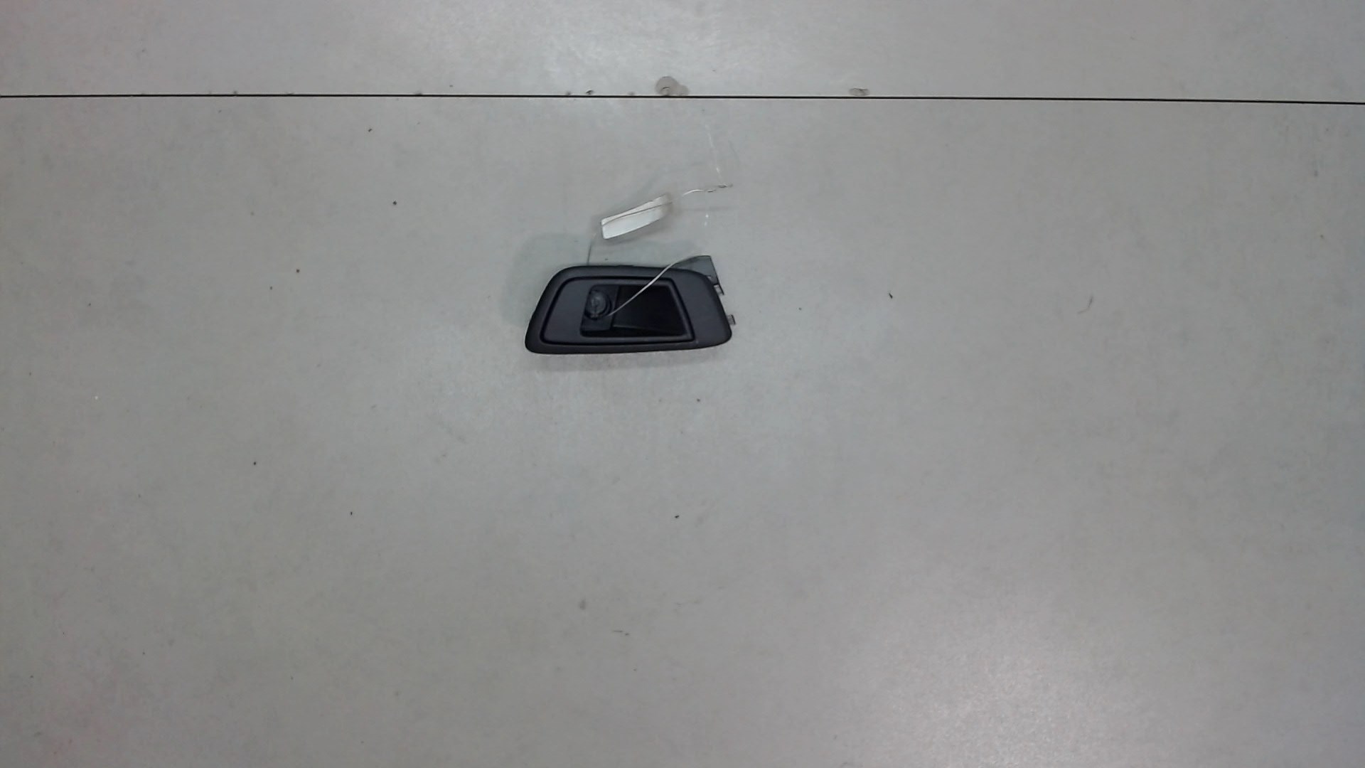 Ручка двери задней внутренняя левая