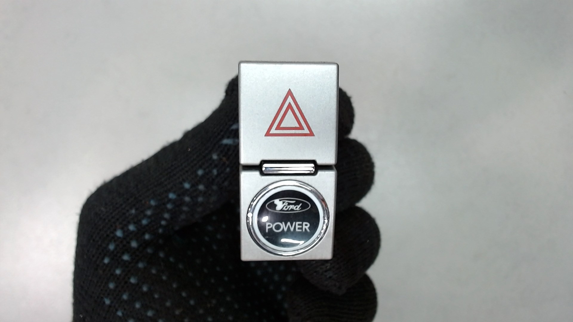 Кнопка аварийной остановки