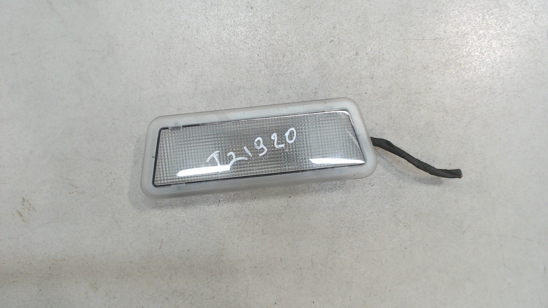 Плафон салонный