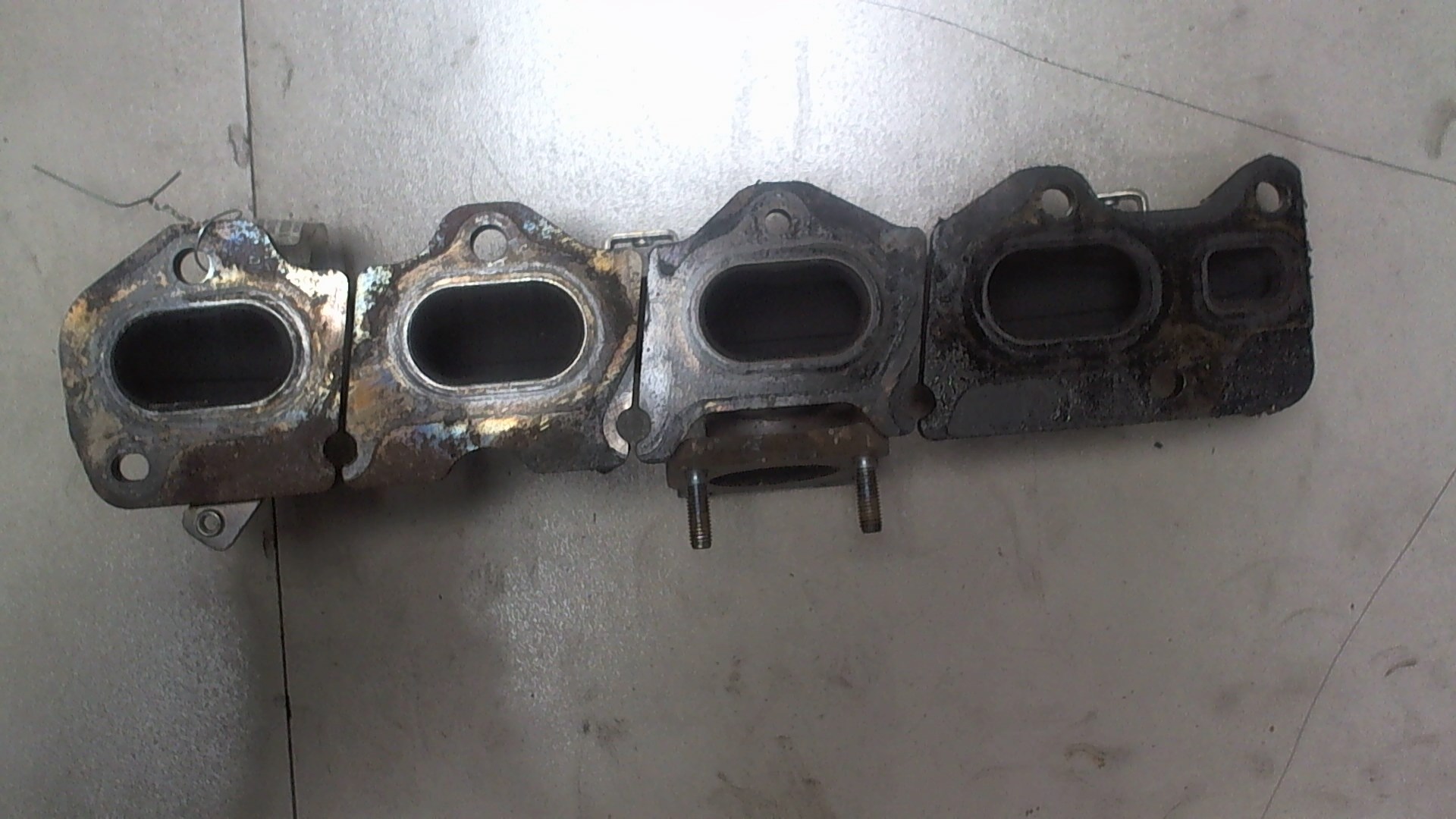 Коллектор выпускной